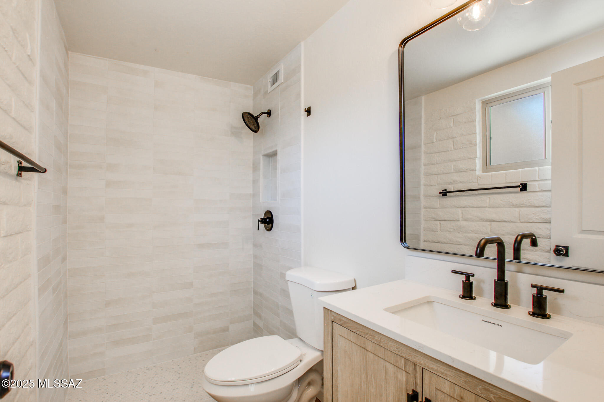 8418 E Rolling Ridge Street