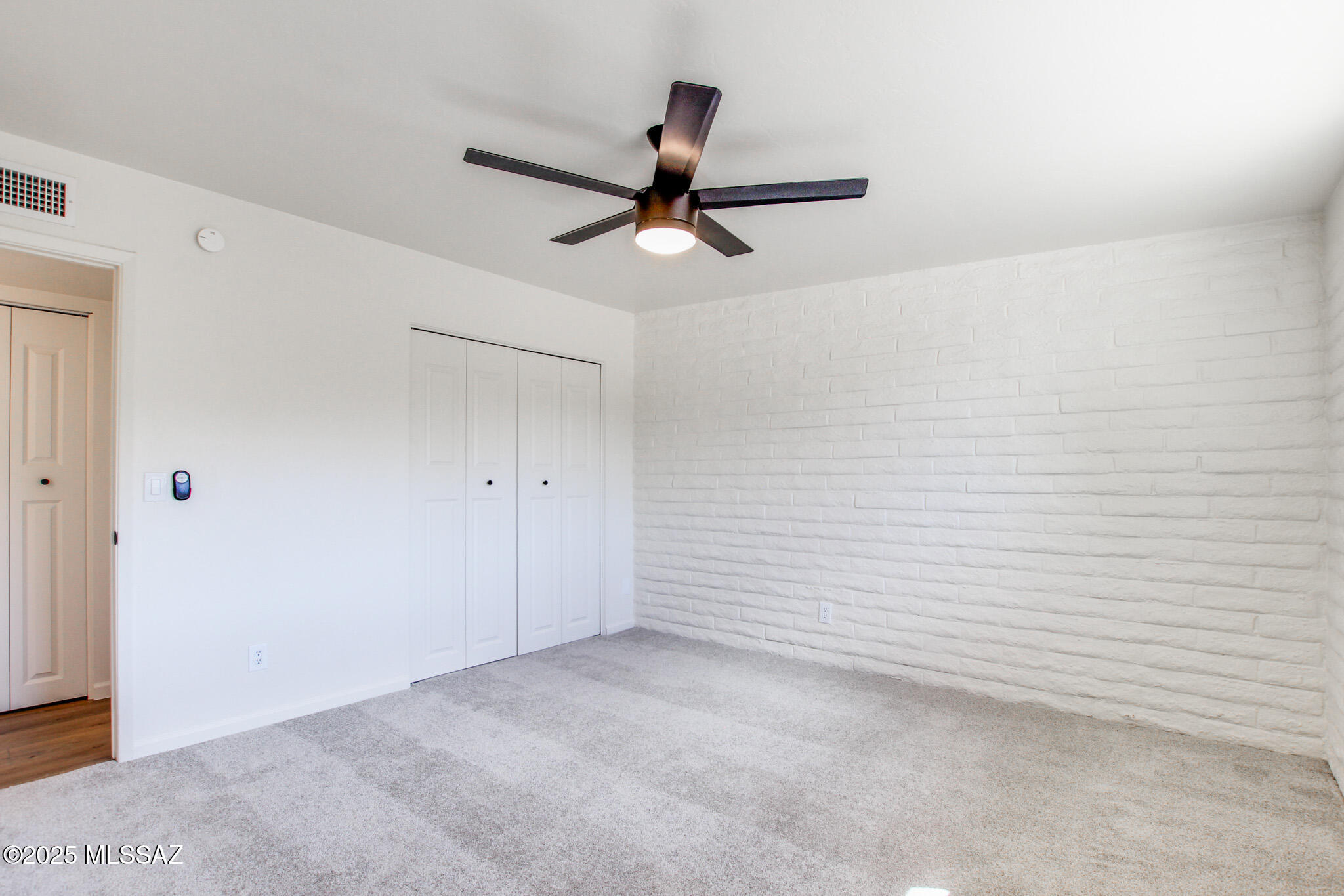 8418 E Rolling Ridge Street