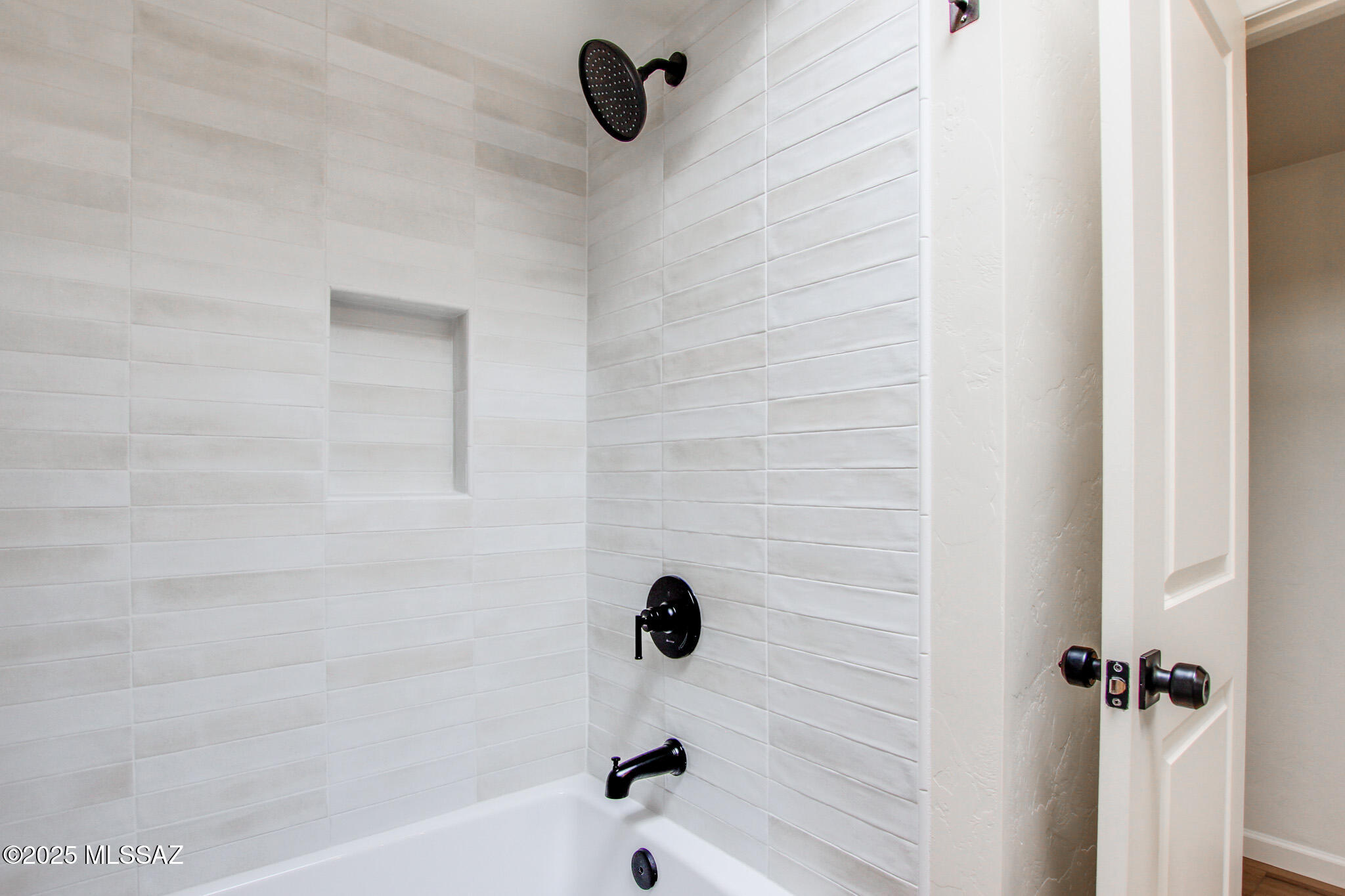 8418 E Rolling Ridge Street