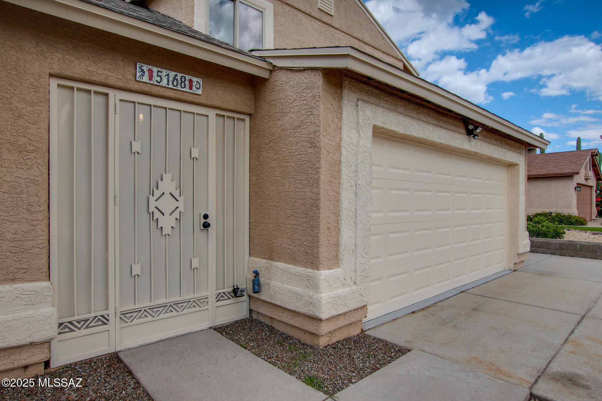 5168 W Bluejay Street