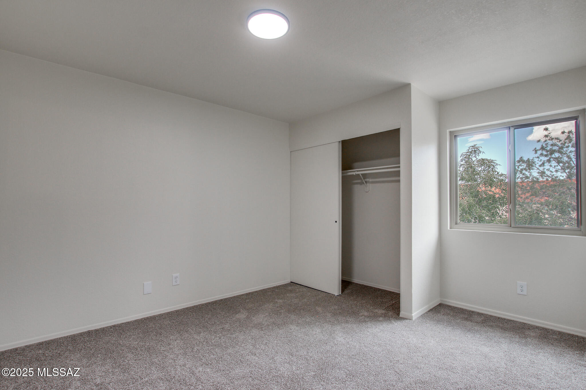 5168 W Bluejay Street