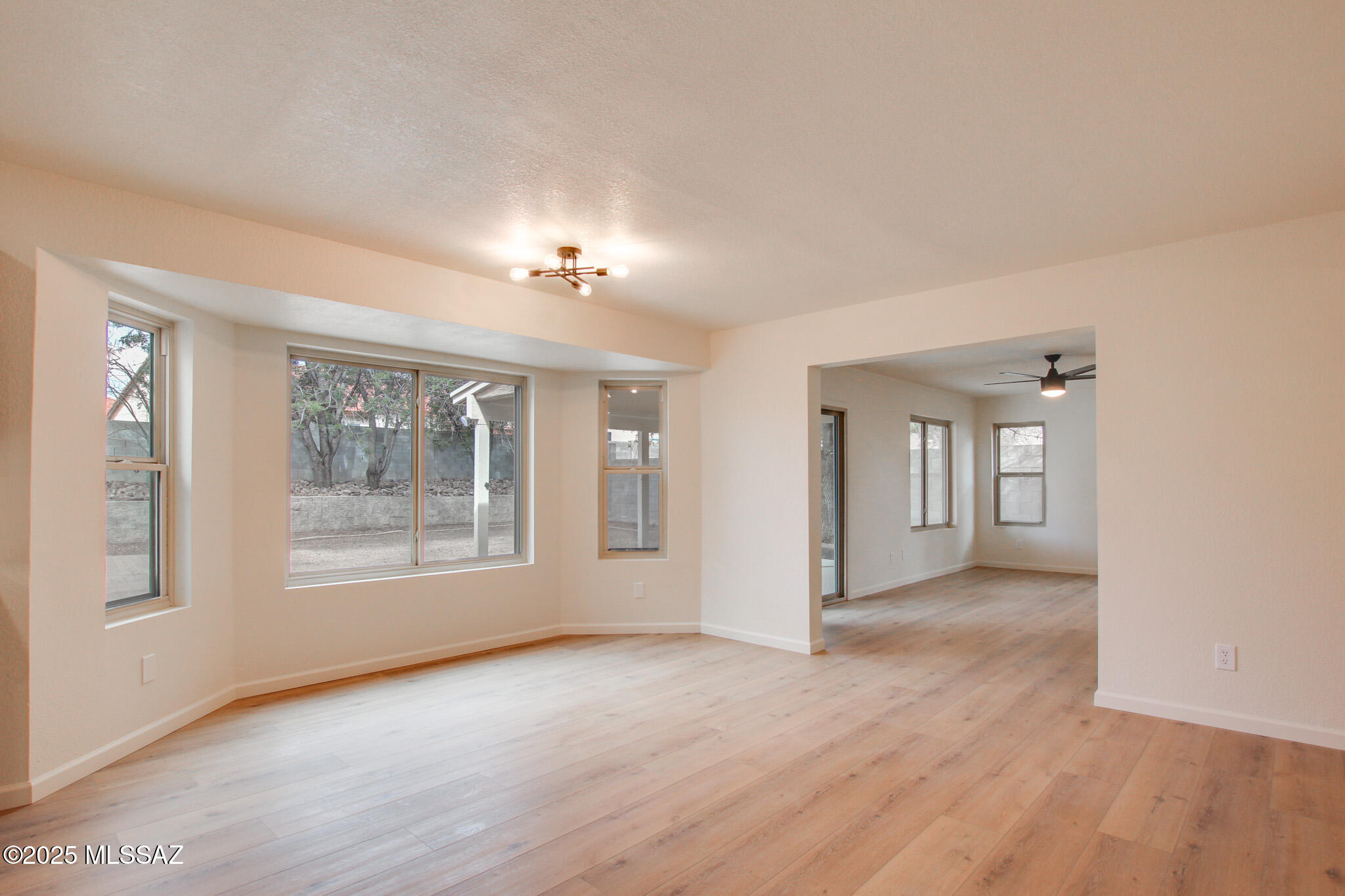 5168 W Bluejay Street