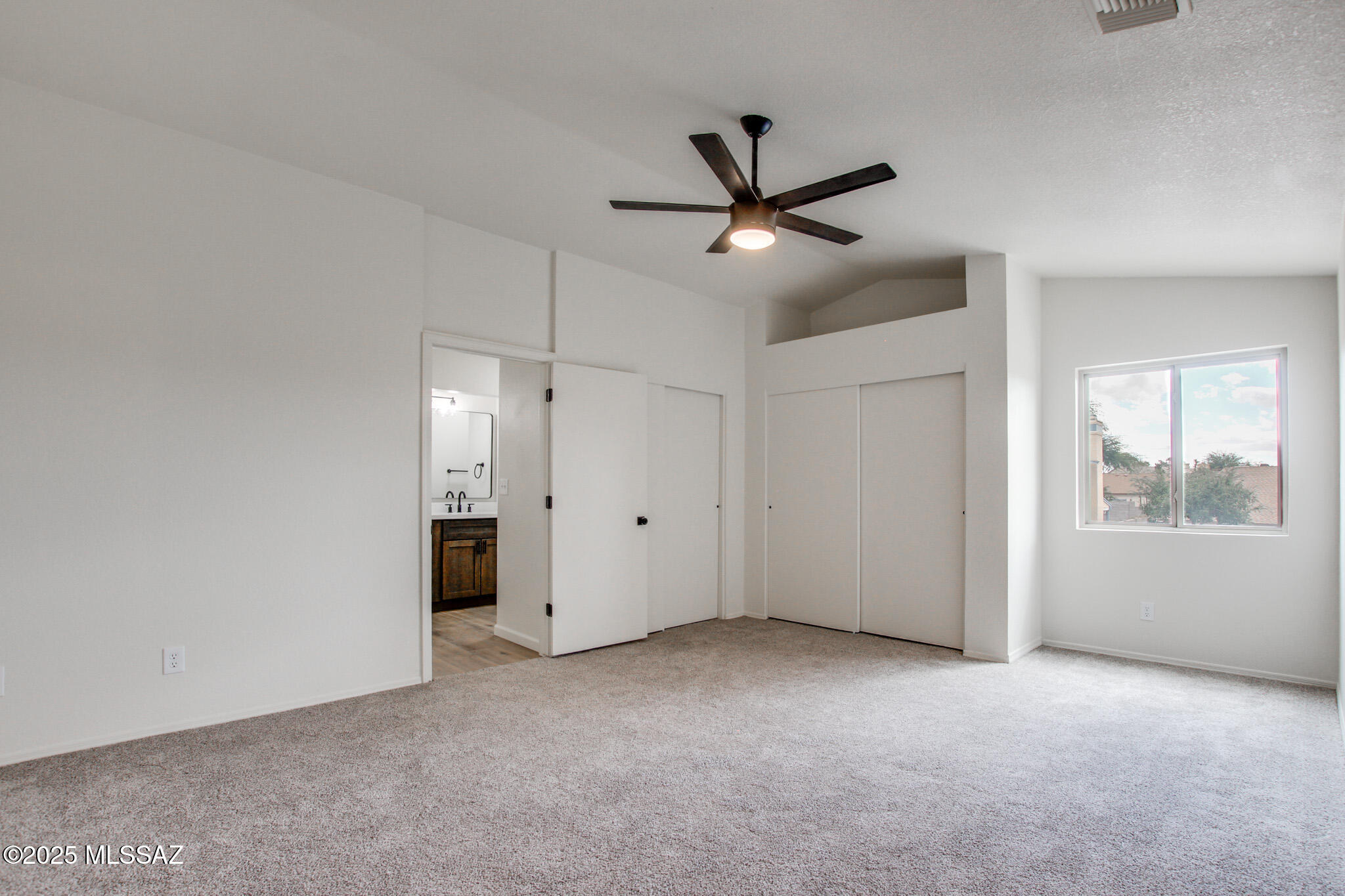 5168 W Bluejay Street