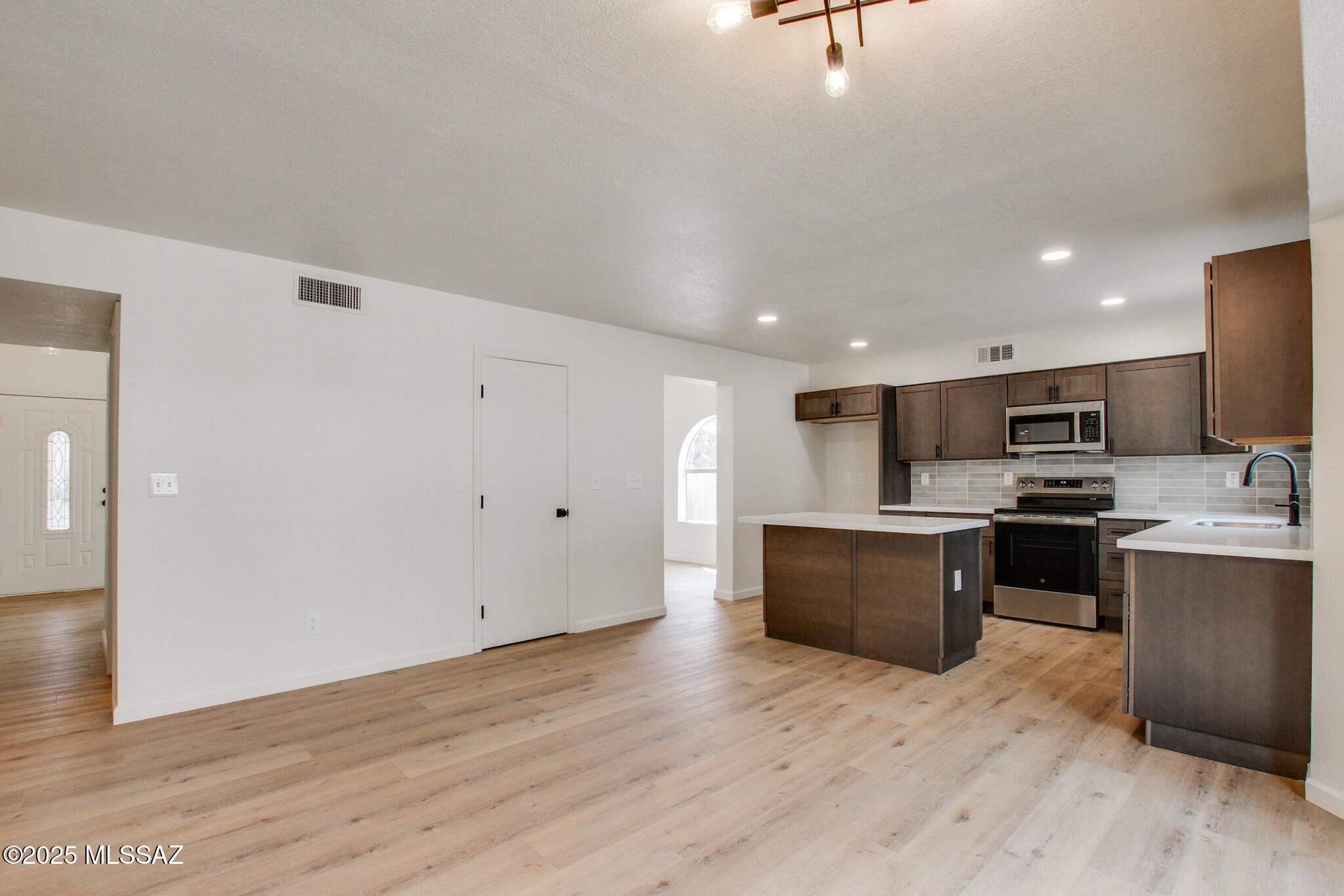 5168 W Bluejay Street