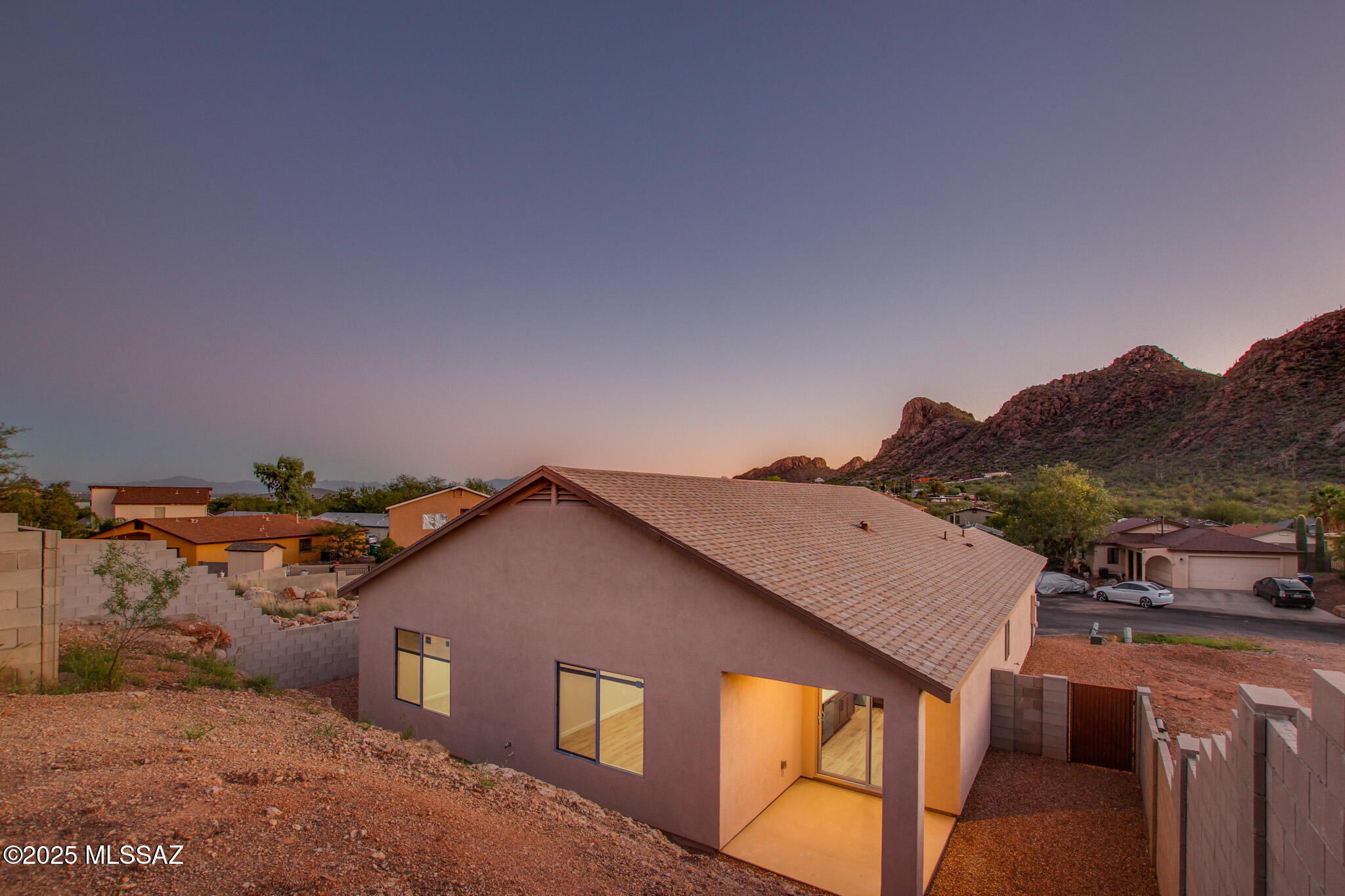 3272 W Athenee Court