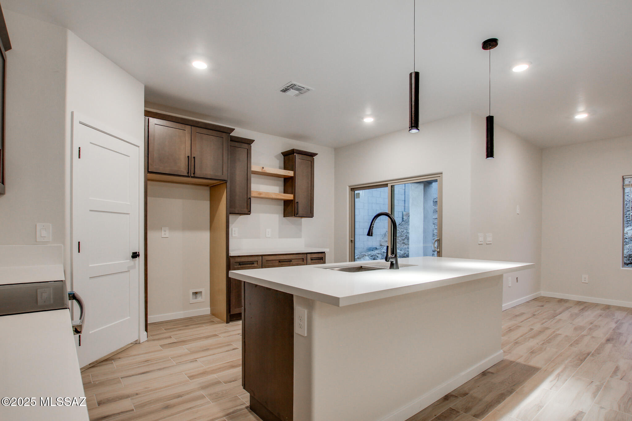 3272 W Athenee Court