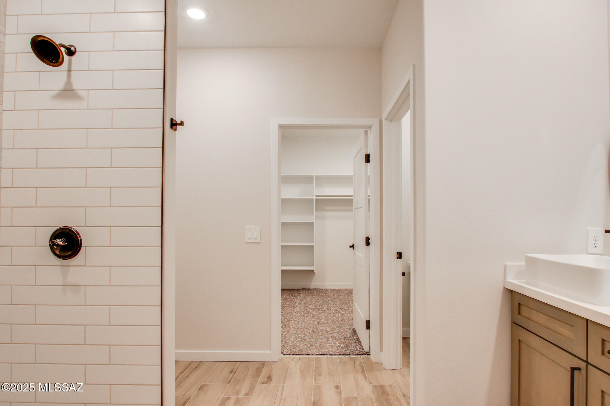 3272 W Athenee Court