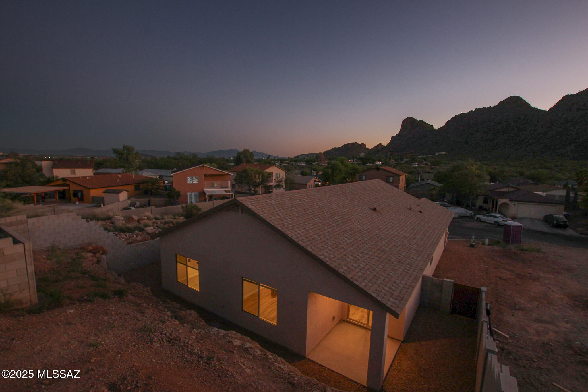 3272 W Athenee Court