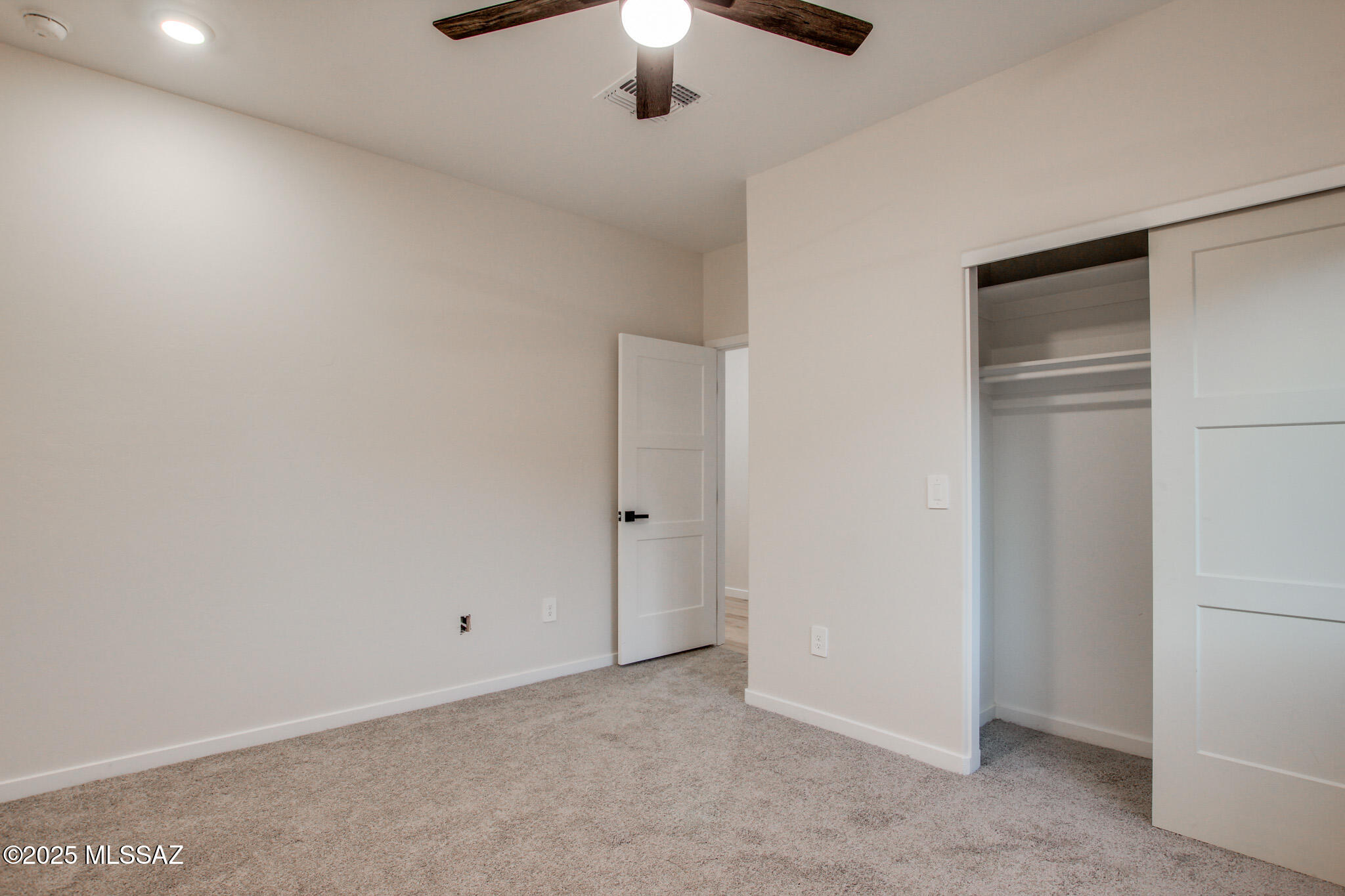 3272 W Athenee Court