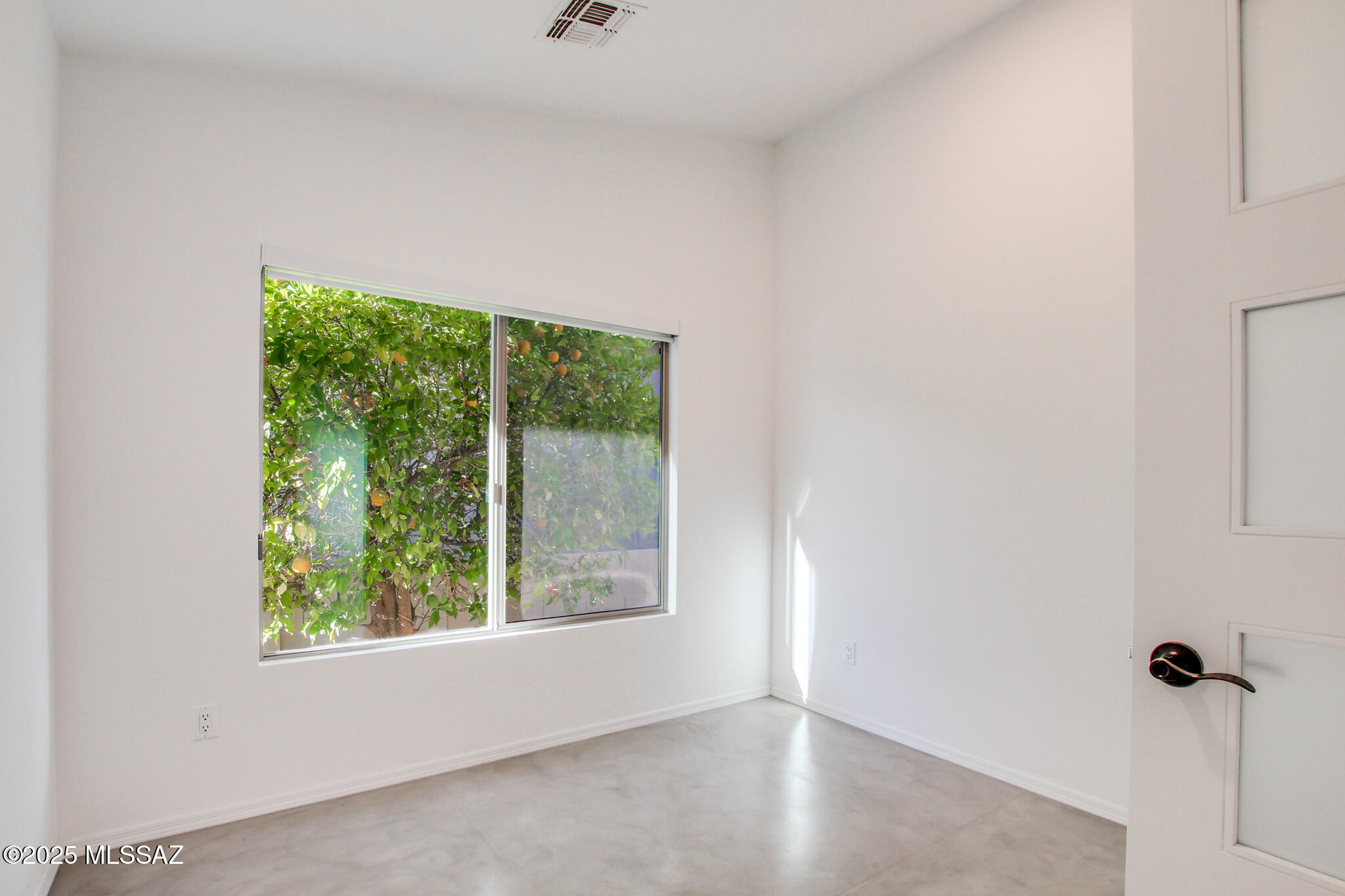 37790 S Desert Bluff Drive