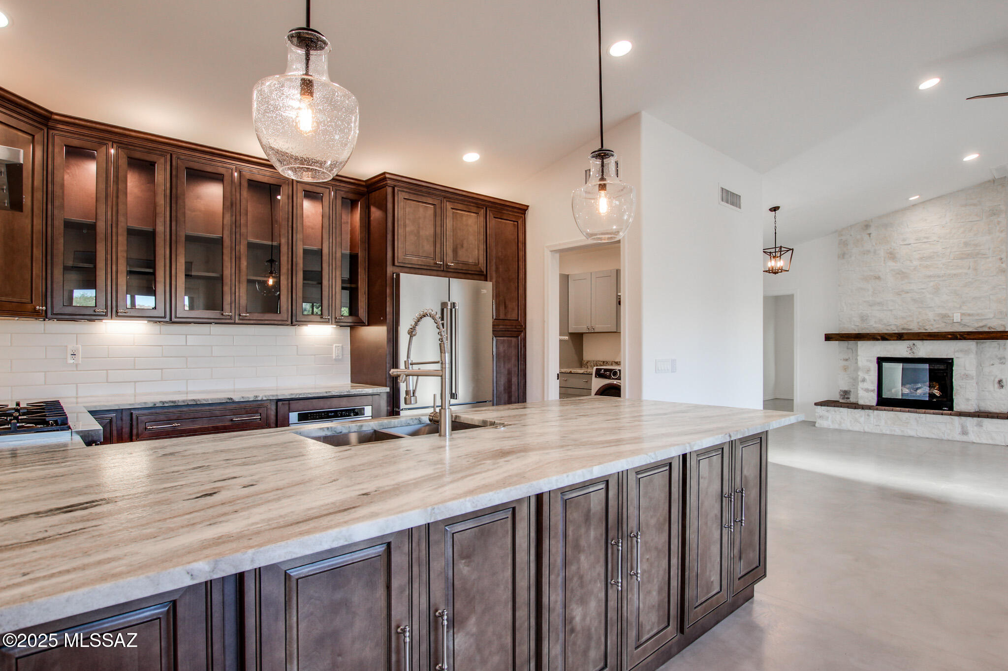 37790 S Desert Bluff Drive