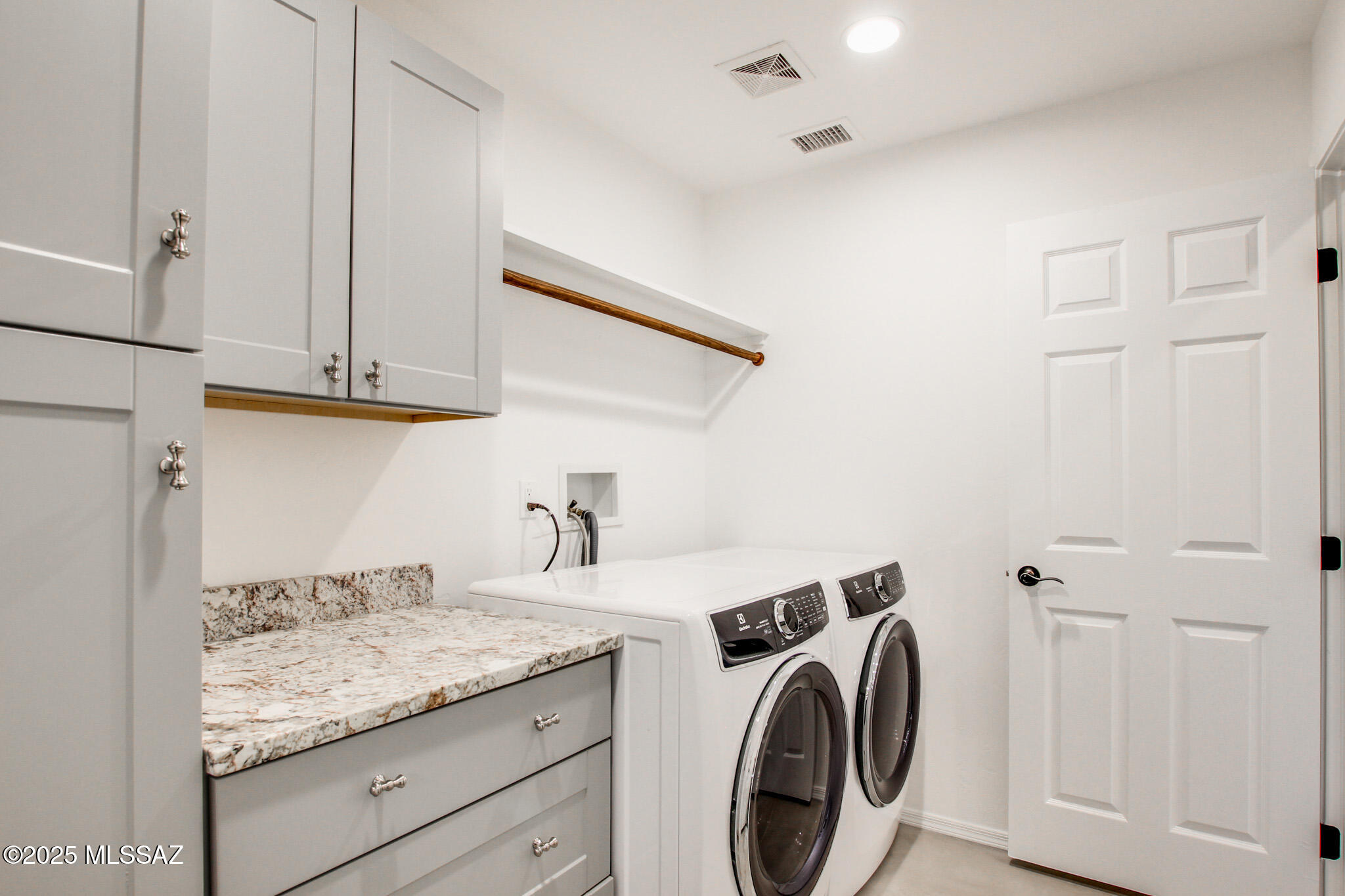 37790 S Desert Bluff Drive