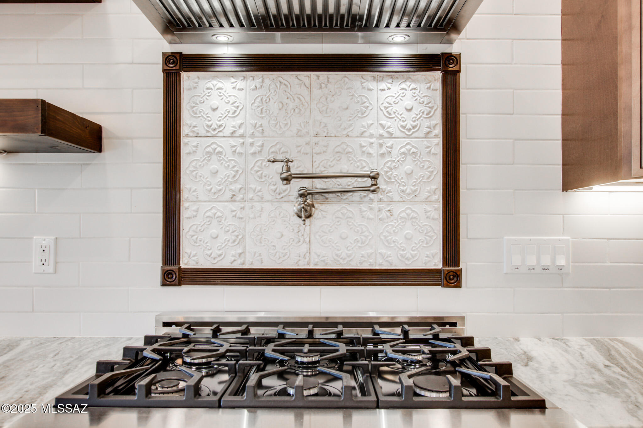 37790 S Desert Bluff Drive