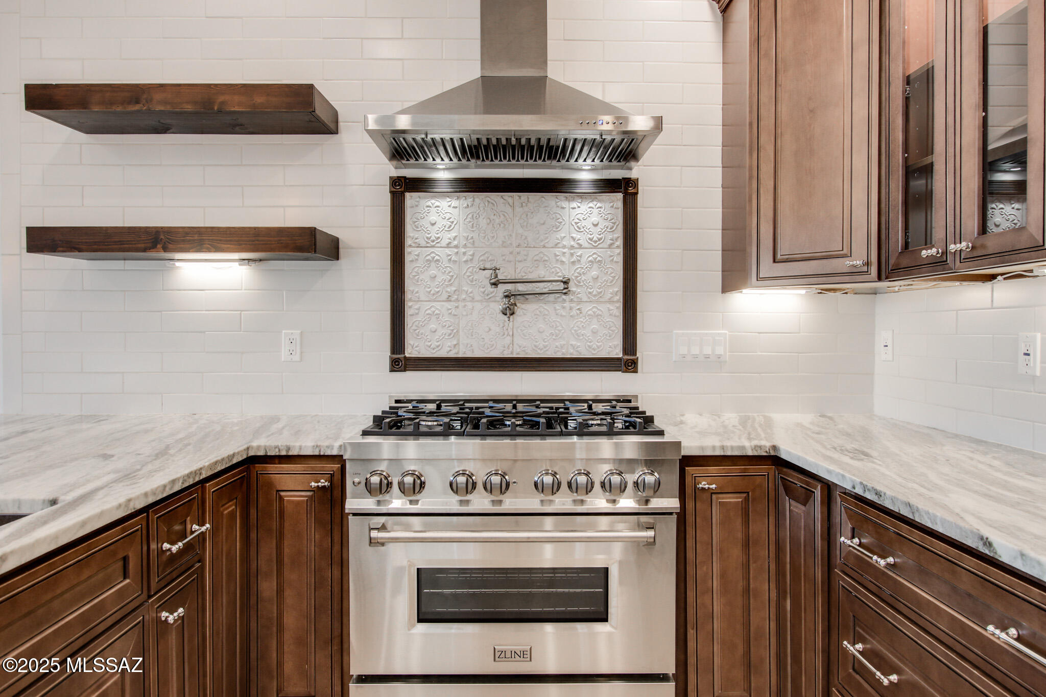 37790 S Desert Bluff Drive