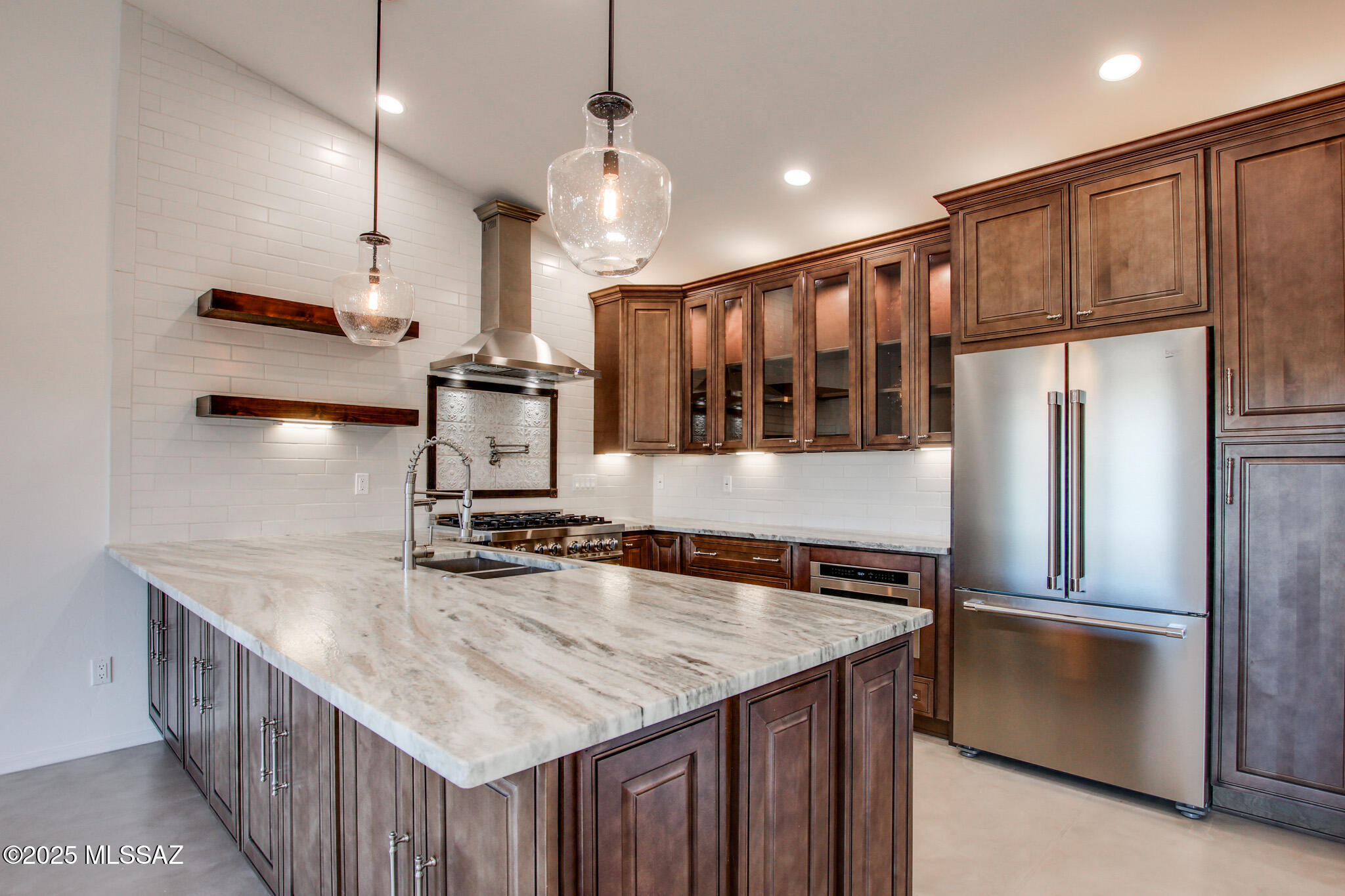 37790 S Desert Bluff Drive