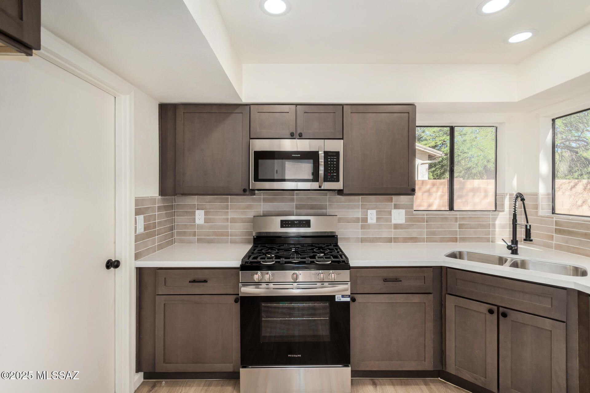 8494 N Winchester Creek Drive