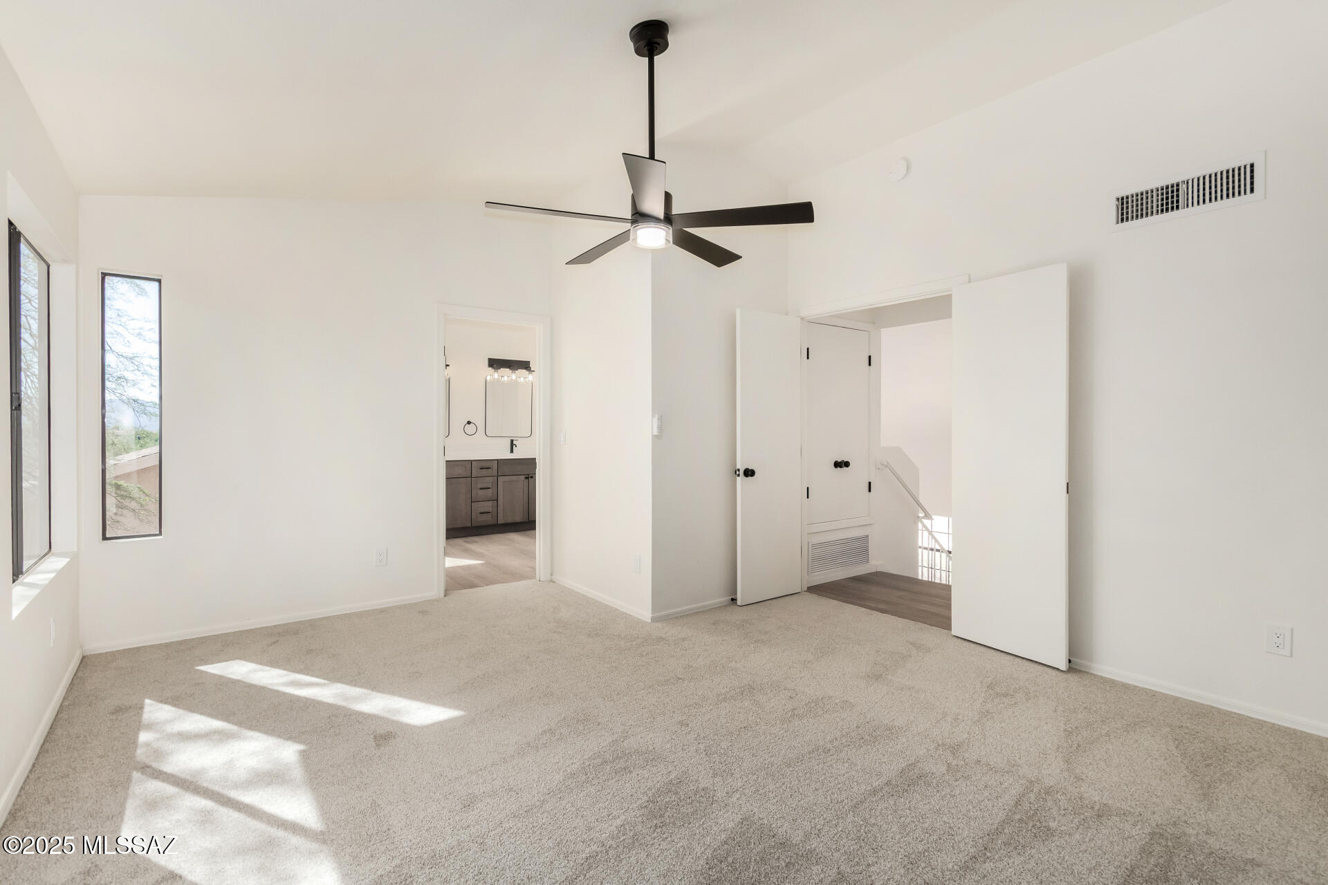 8494 N Winchester Creek Drive