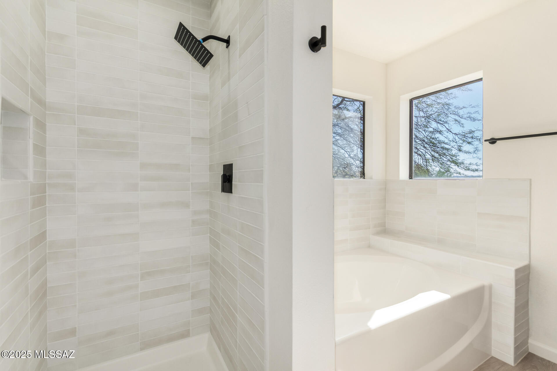 8494 N Winchester Creek Drive