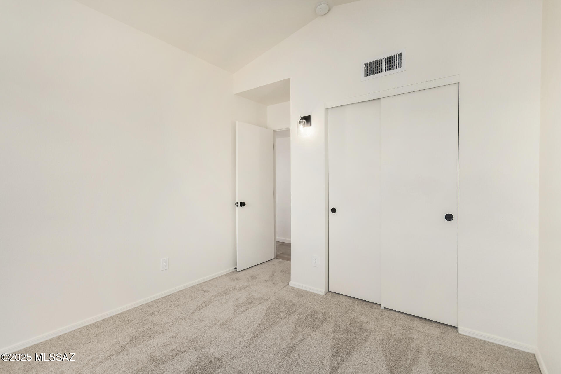 8494 N Winchester Creek Drive