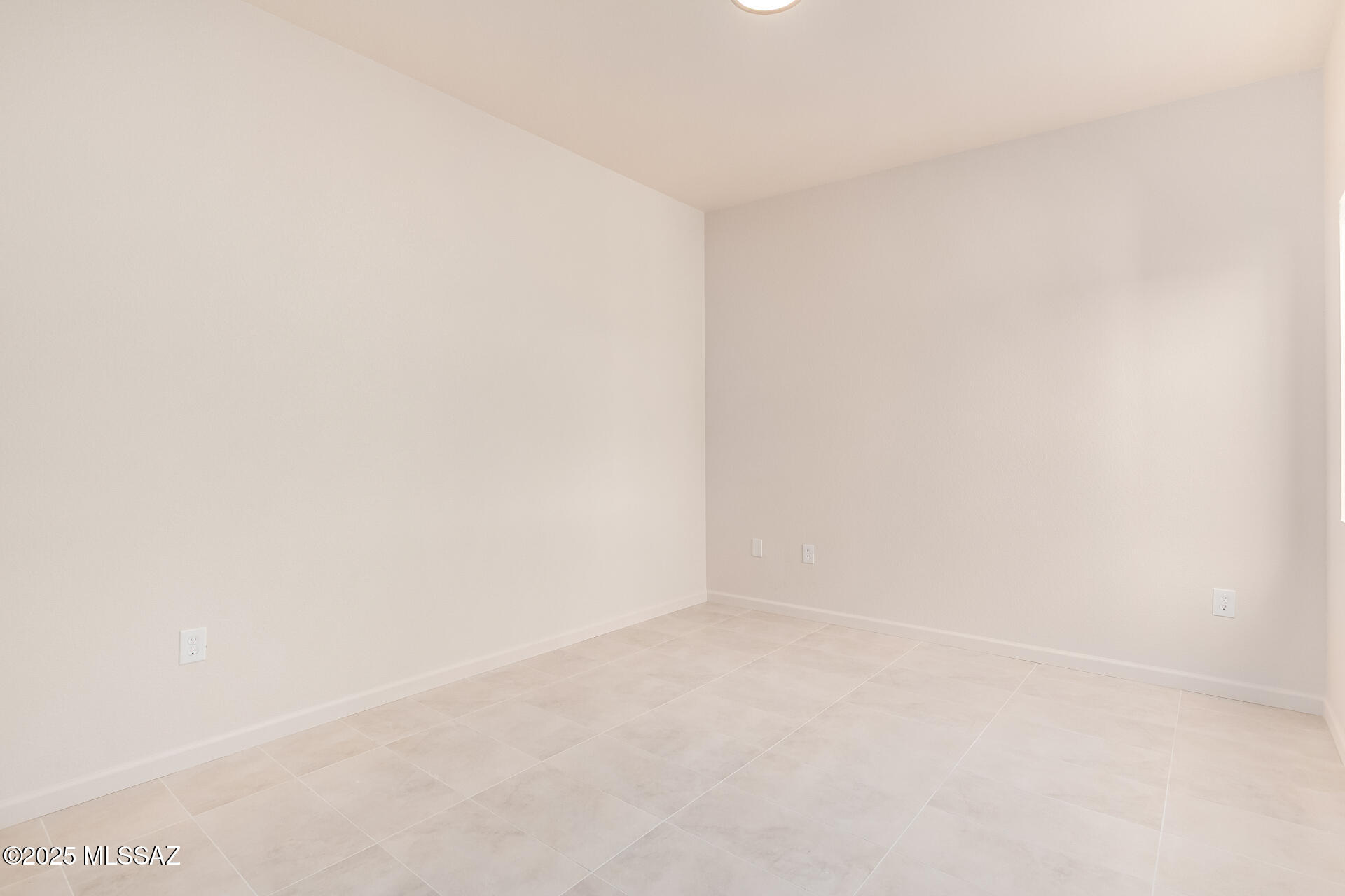 3808 S Via Del Reyecuelo