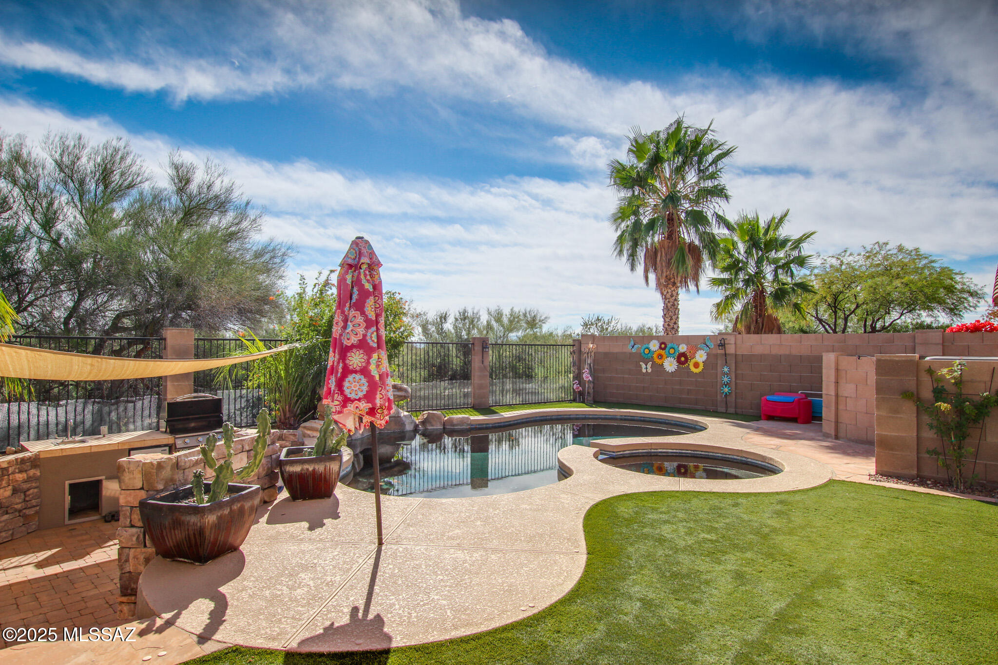 5457 W Morning Moonlight Lane