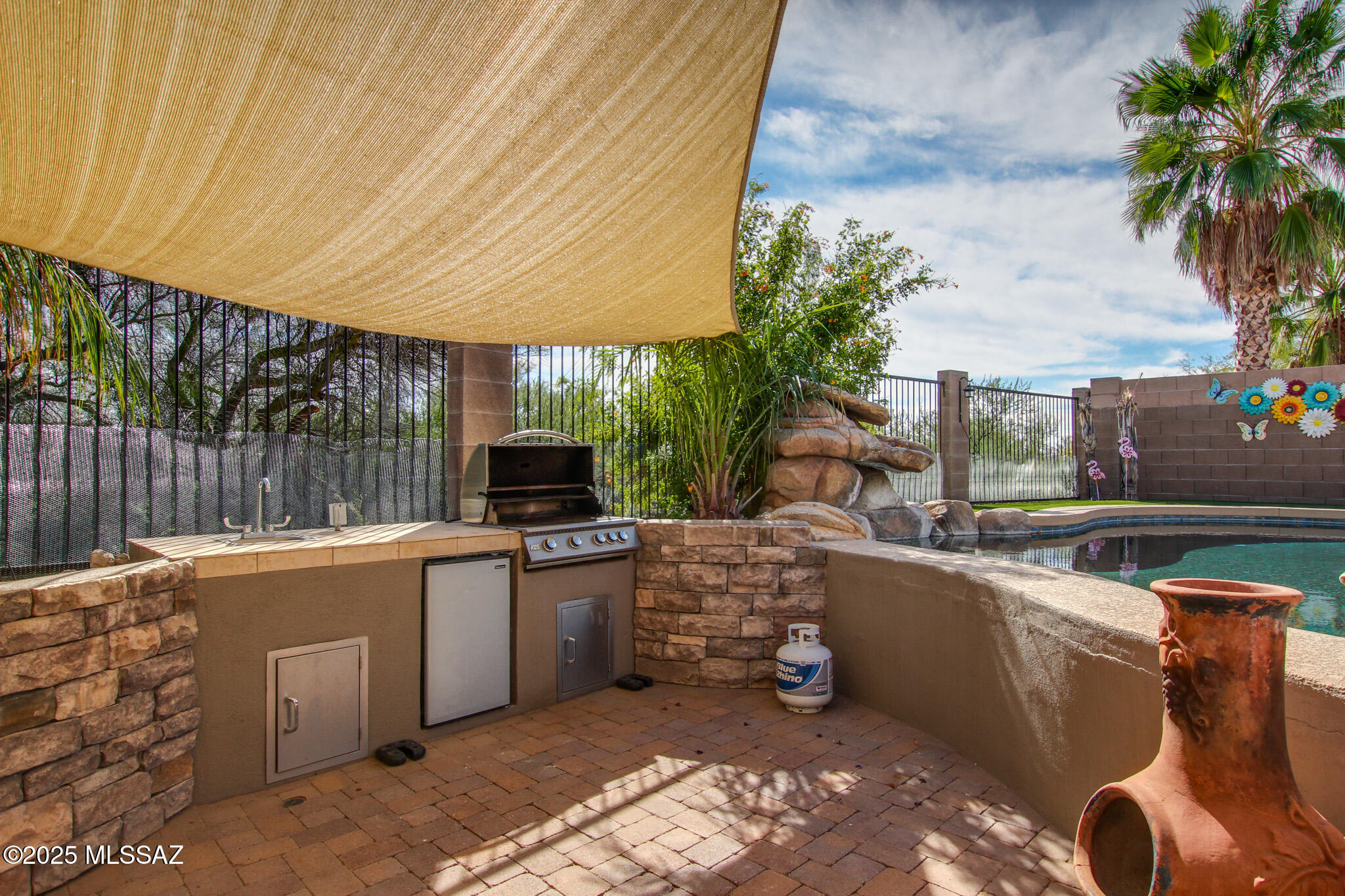 5457 W Morning Moonlight Lane