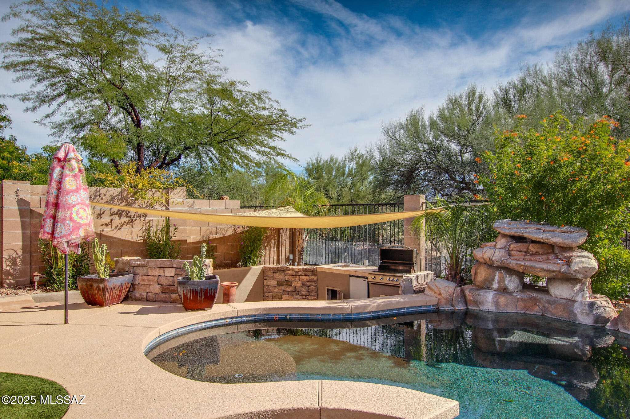 5457 W Morning Moonlight Lane