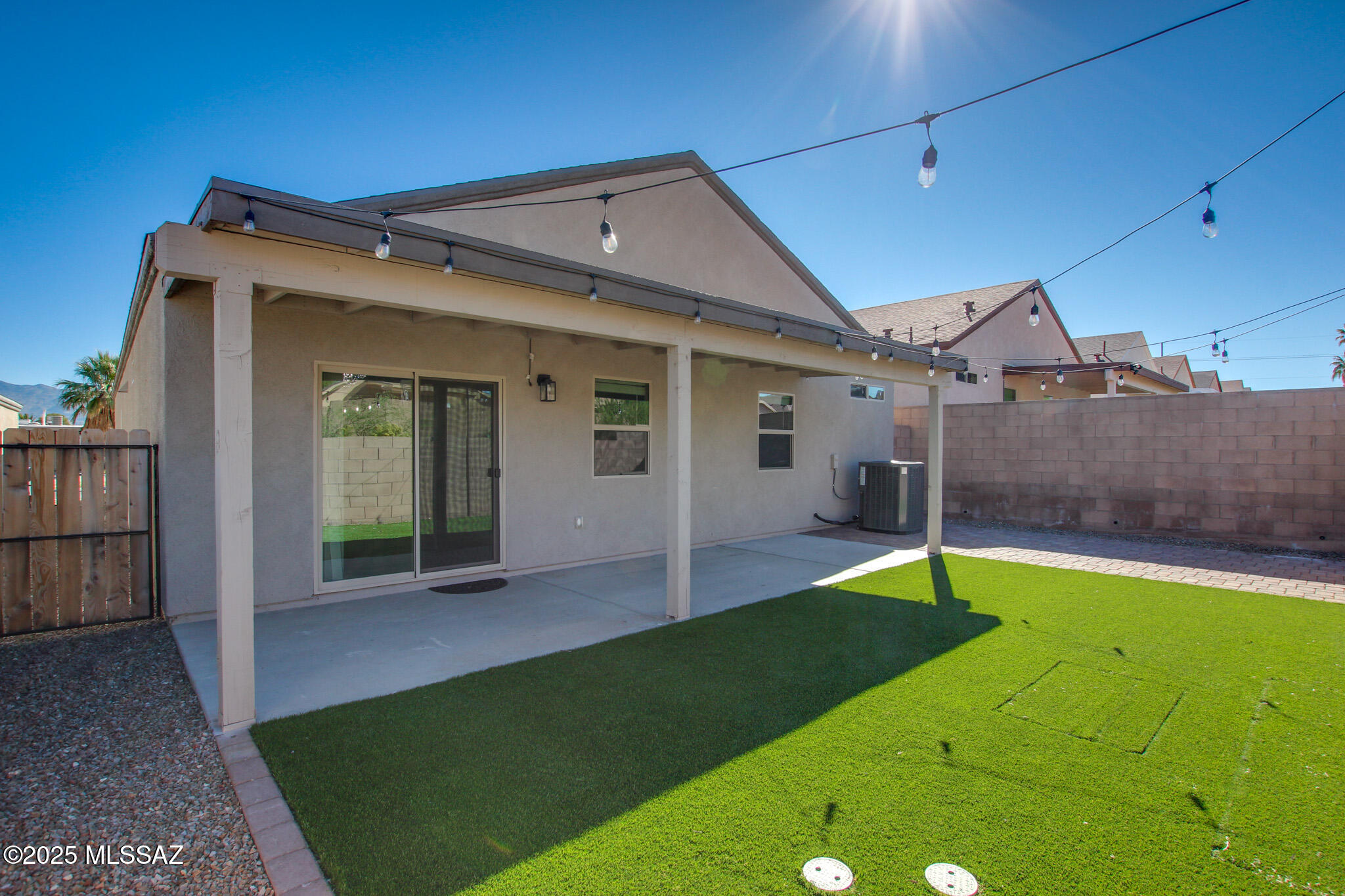 3704 S Manitoba Avenue