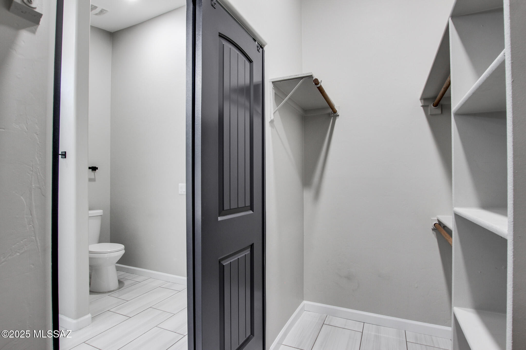 3704 S Manitoba Avenue