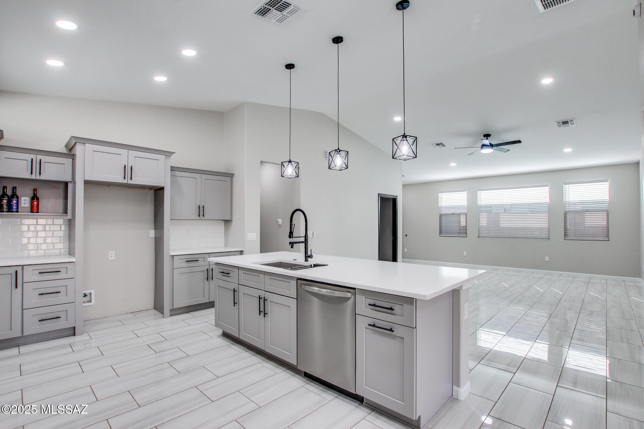 3704 S Manitoba Avenue