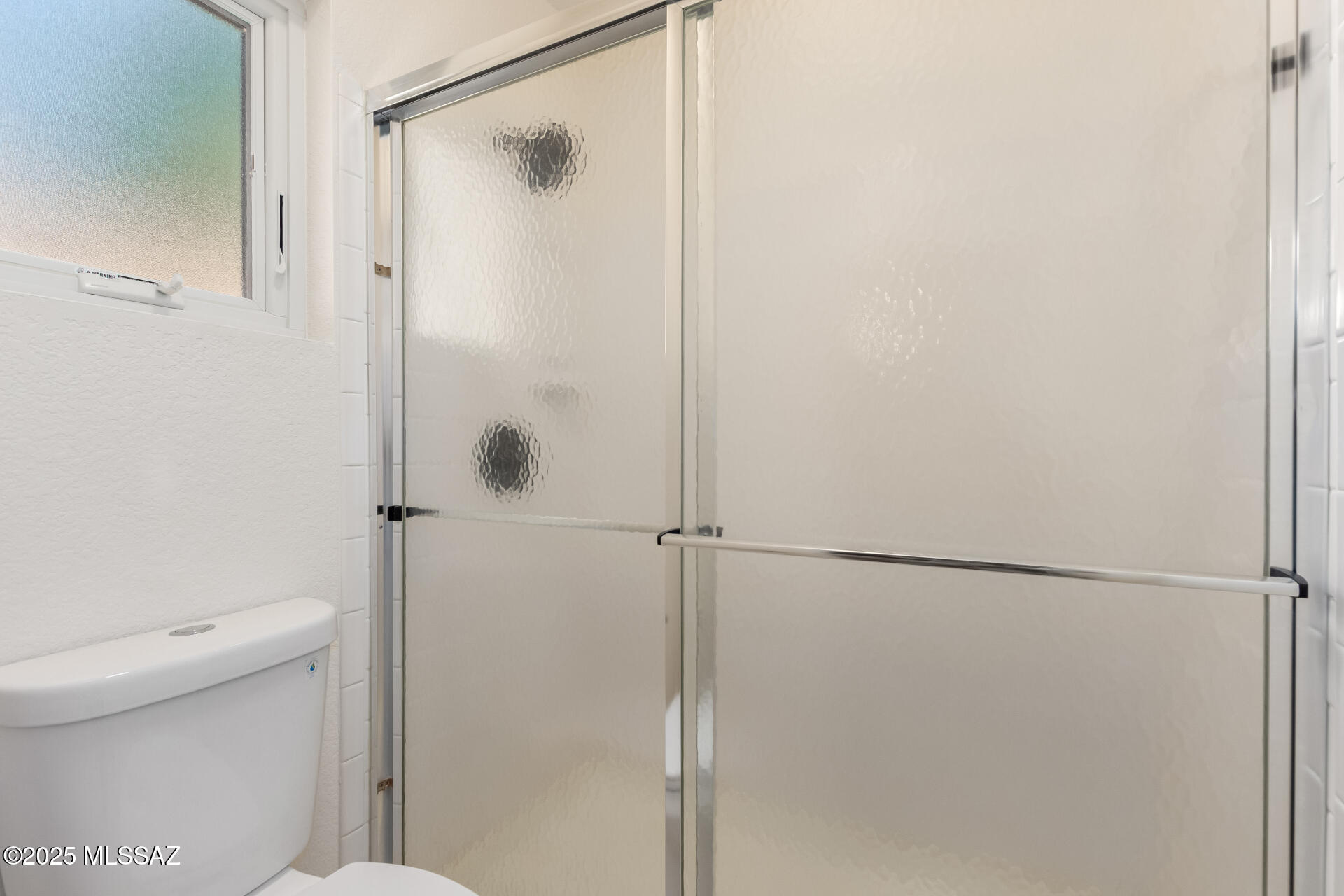 8695 N Sunnyvale Drive