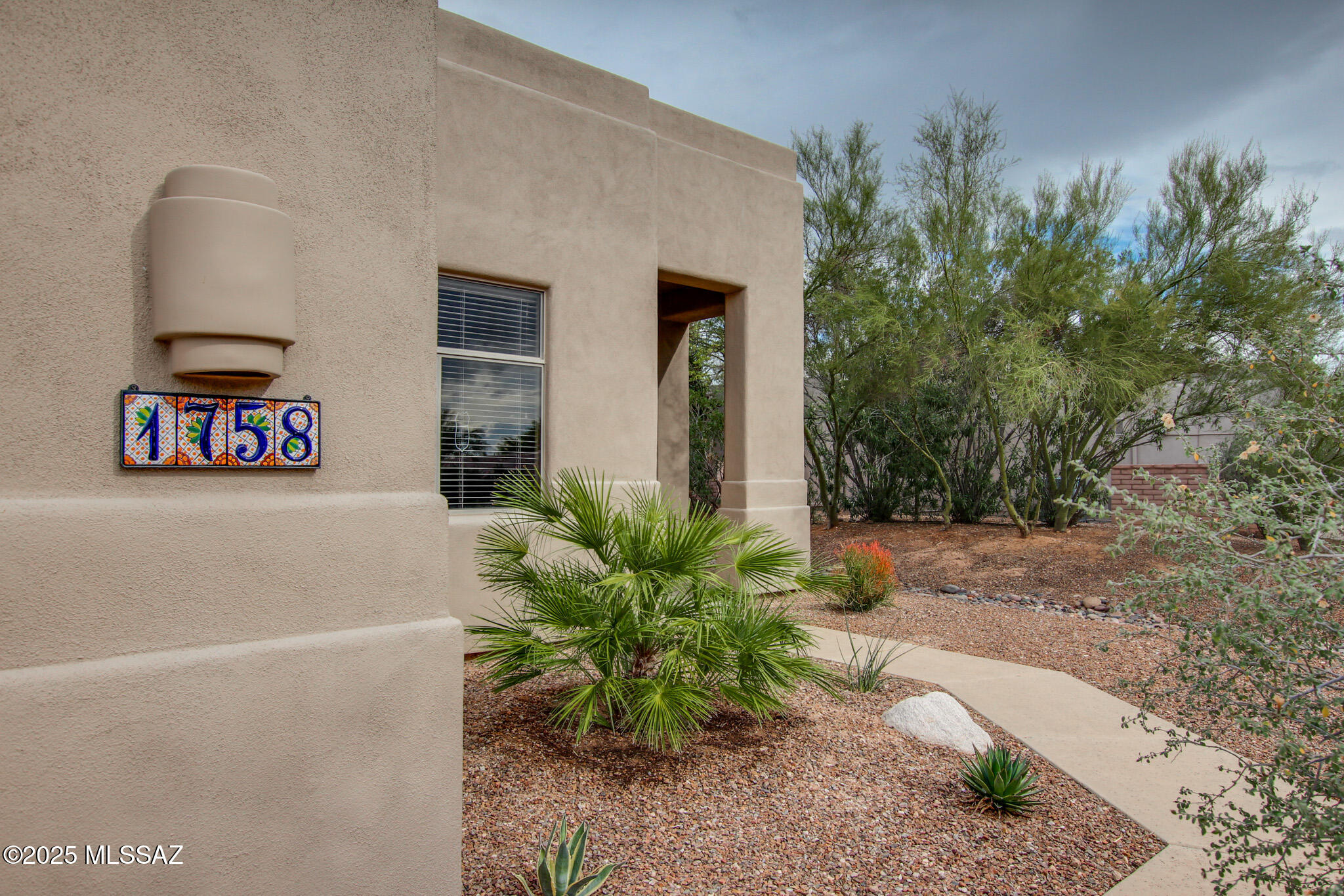 1758 W Placita de Ocampo