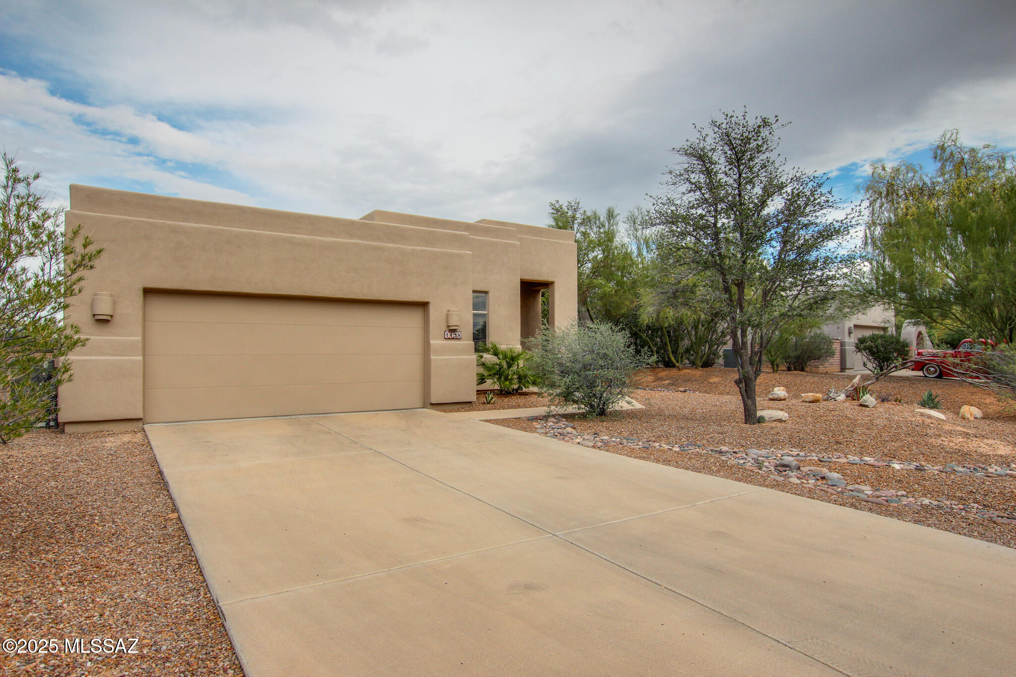 1758 W Placita de Ocampo