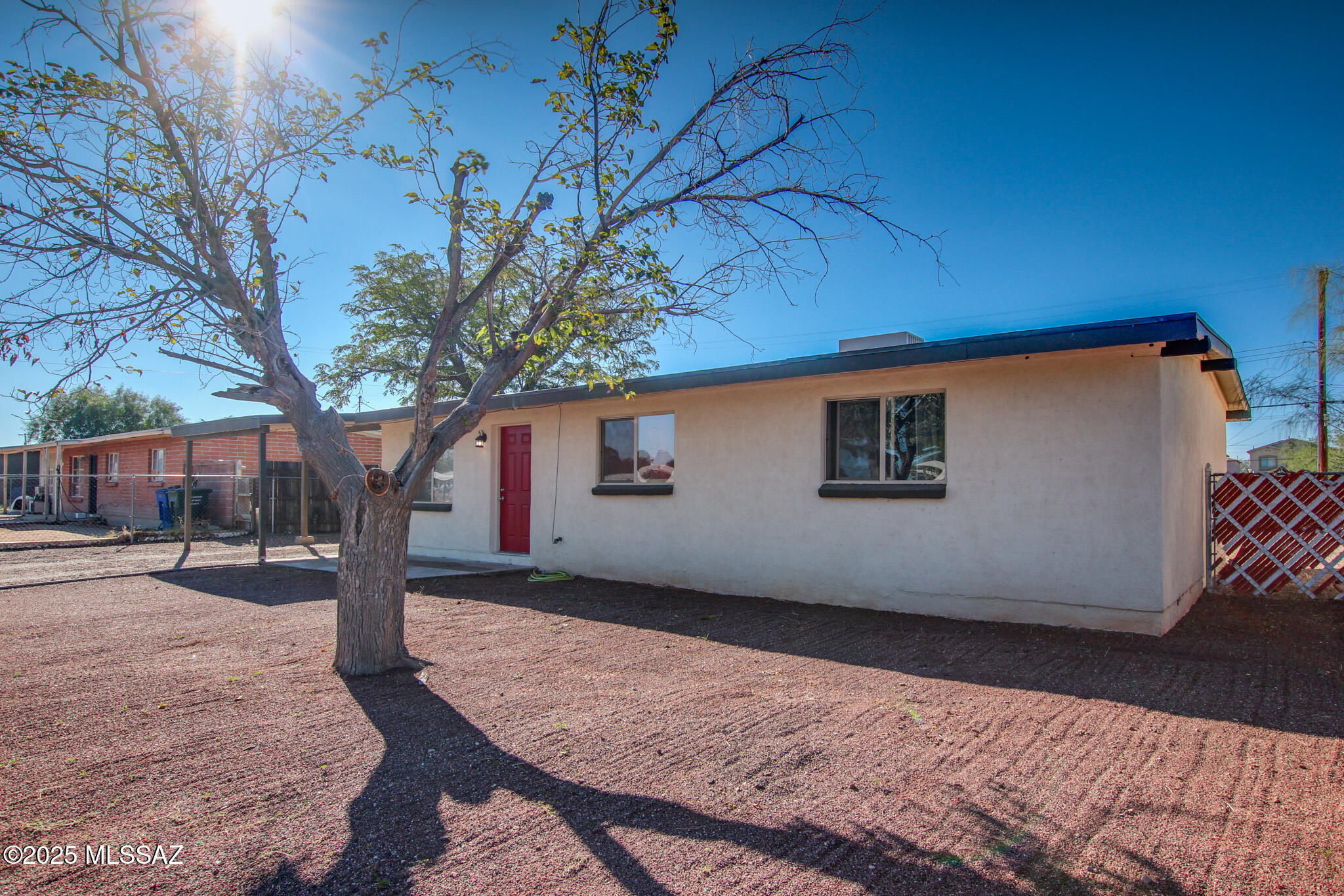 3644 E Helena Stravenue