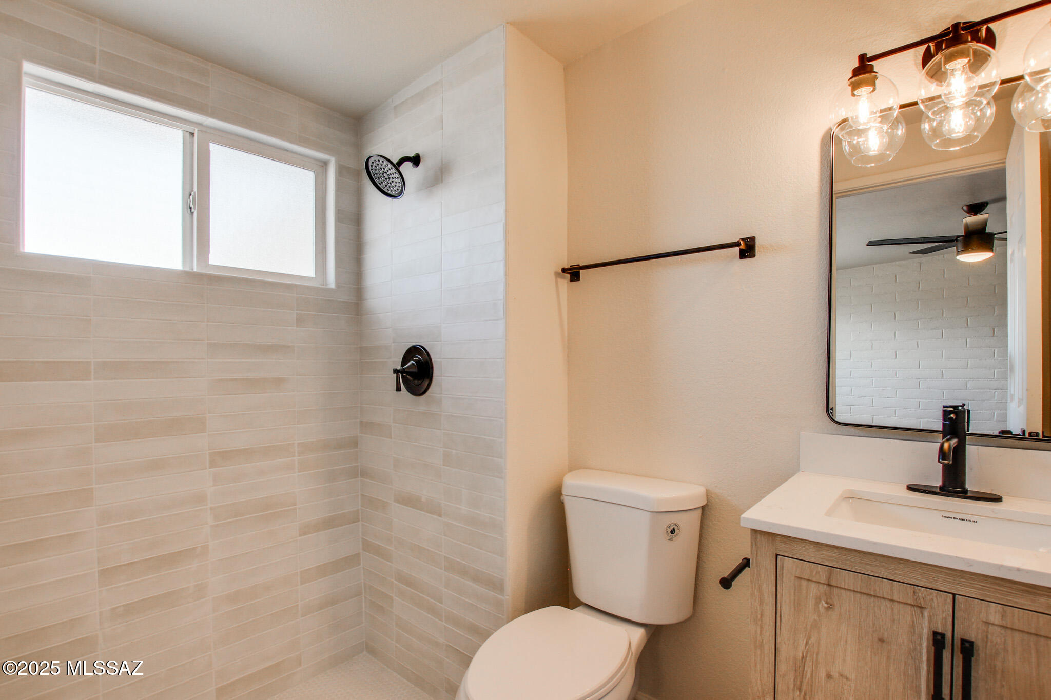 3303 S Manitoba Avenue