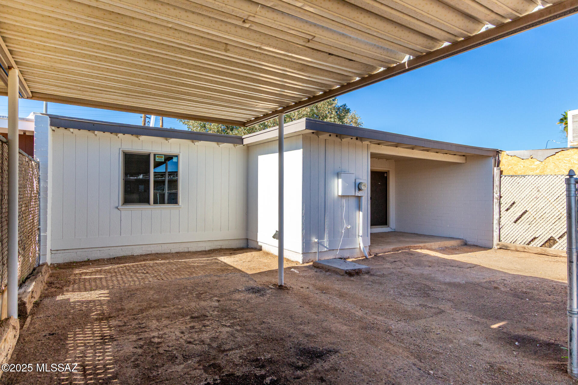 2334 E Hidalgo Vista