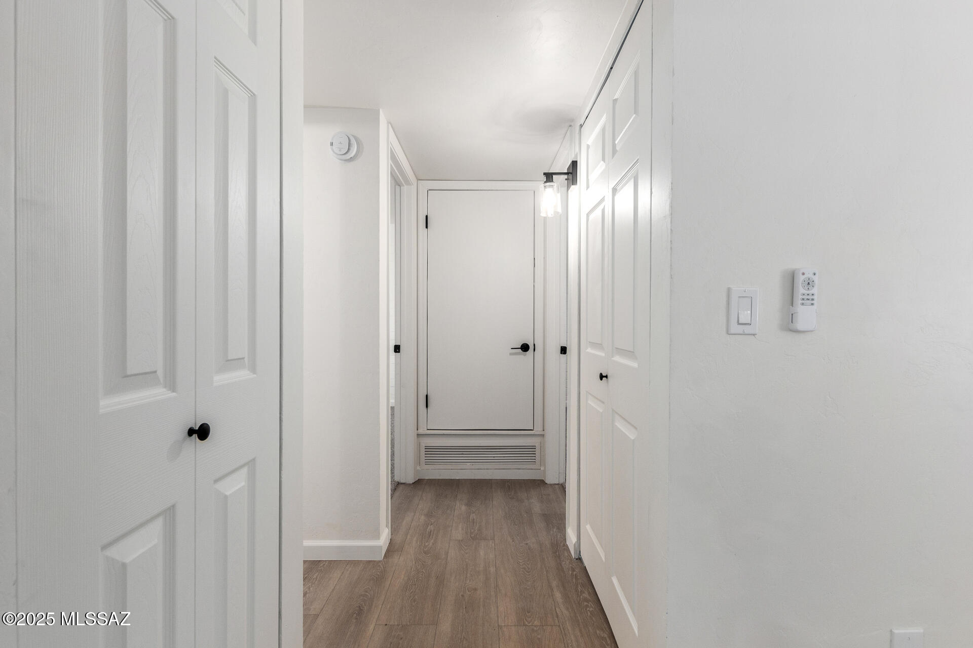 2334 E Hidalgo Vista