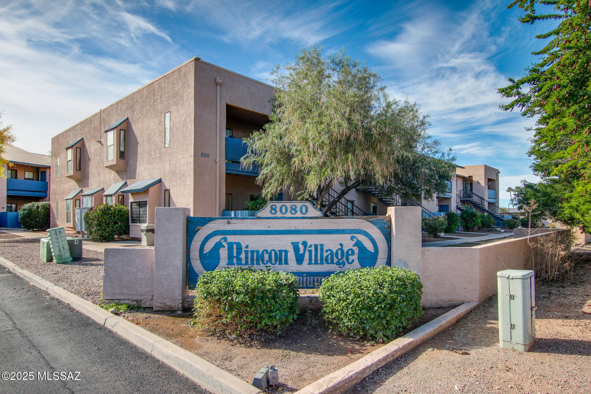 8080 E Speedway Boulevard 607