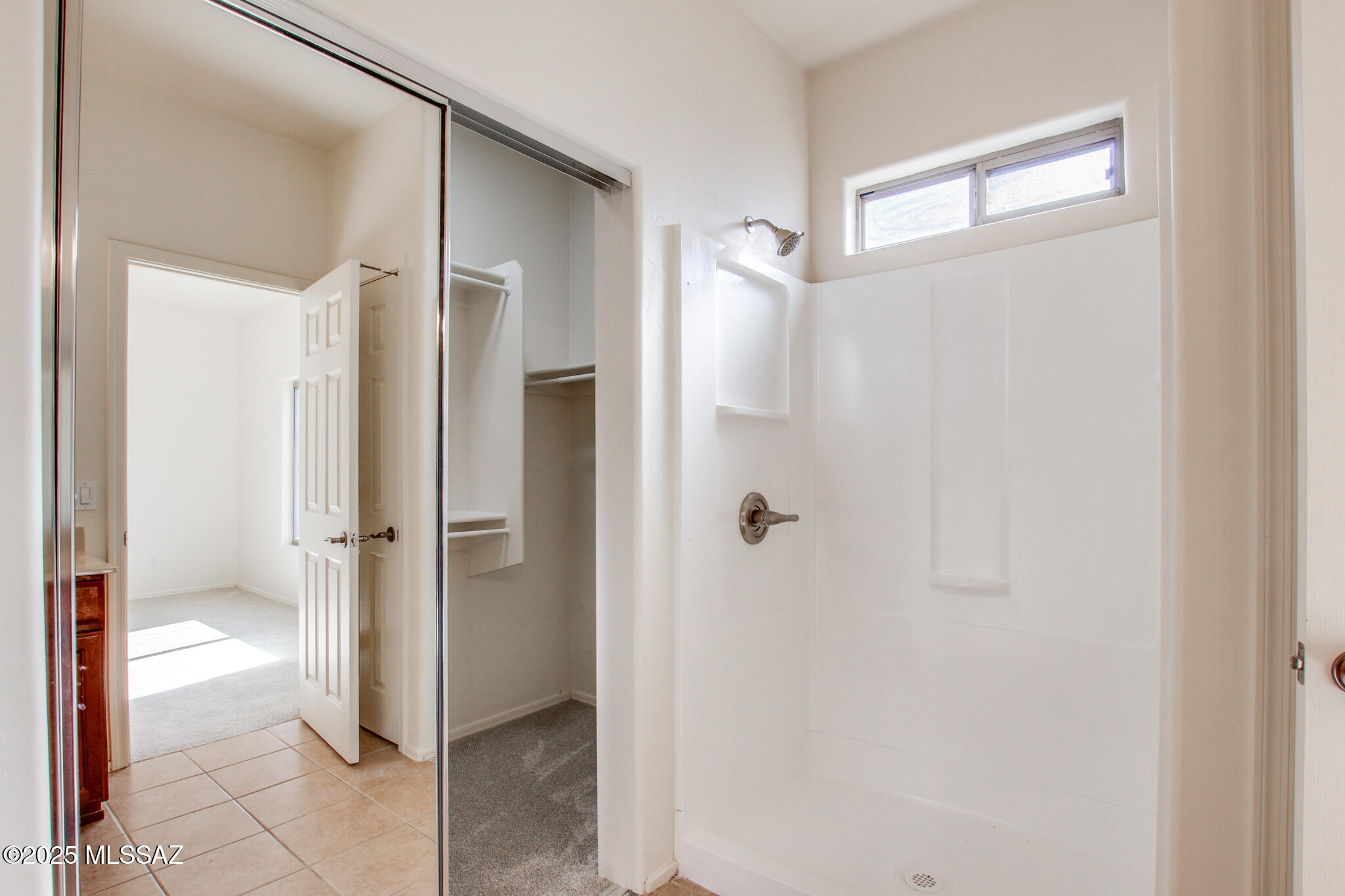 262 E Calle Puente Lindo