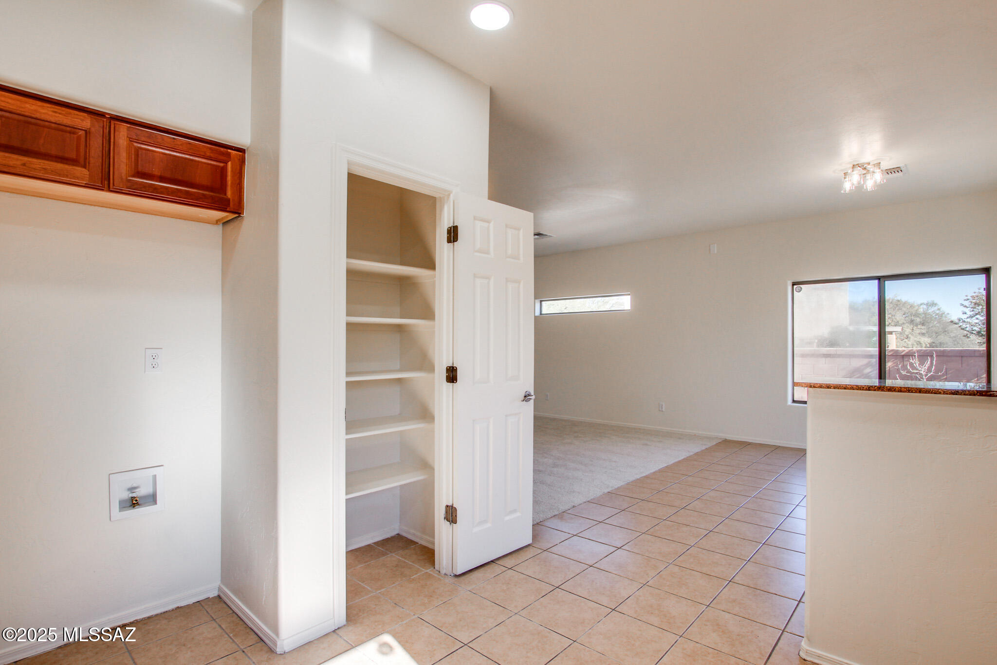 262 E Calle Puente Lindo