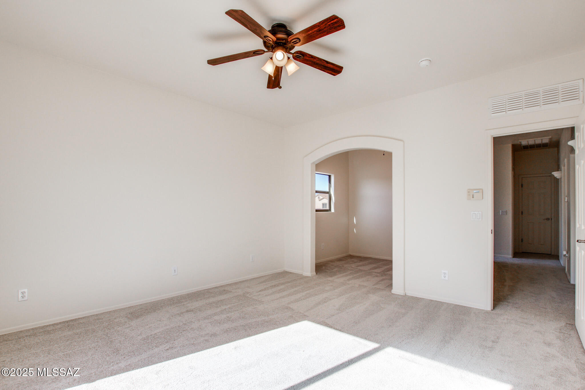 262 E Calle Puente Lindo