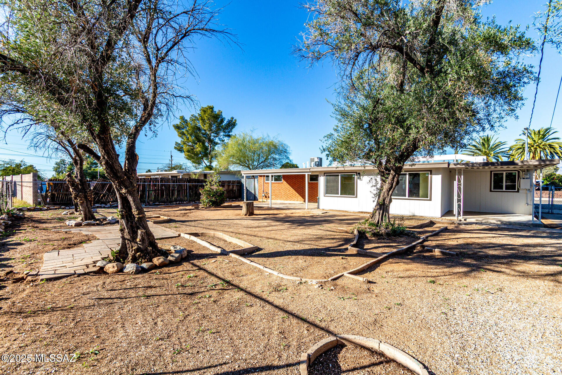 7110 E Calle Cuernavaca