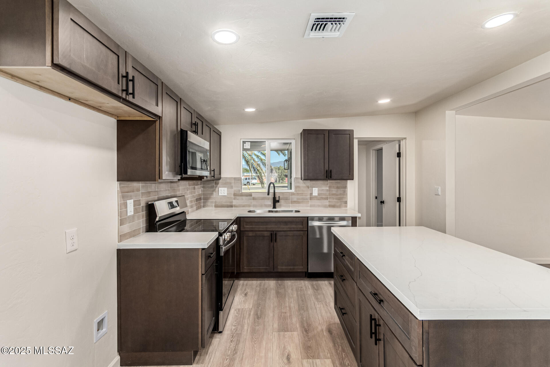 7110 E Calle Cuernavaca