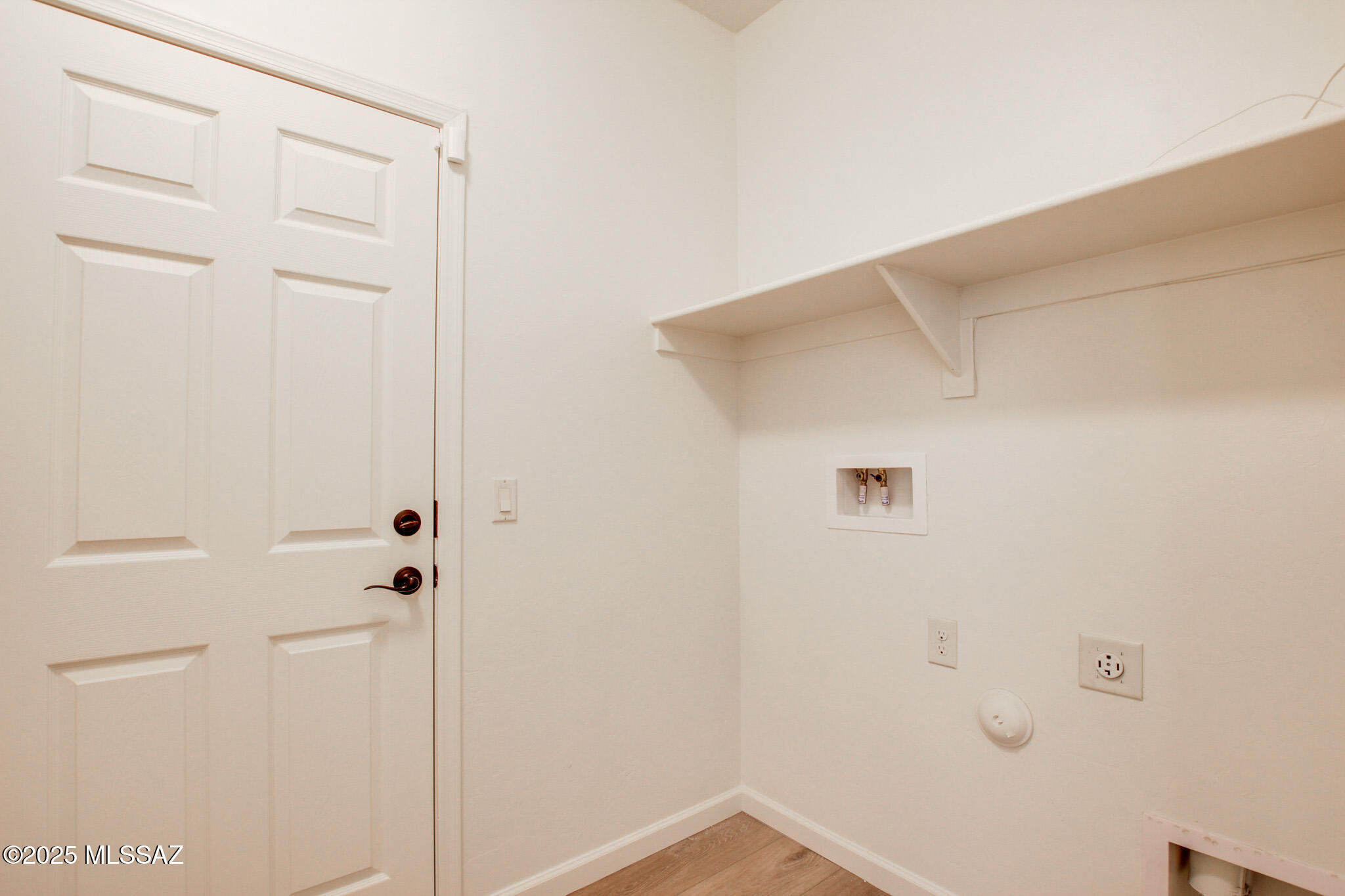 8727 W Denstone Road