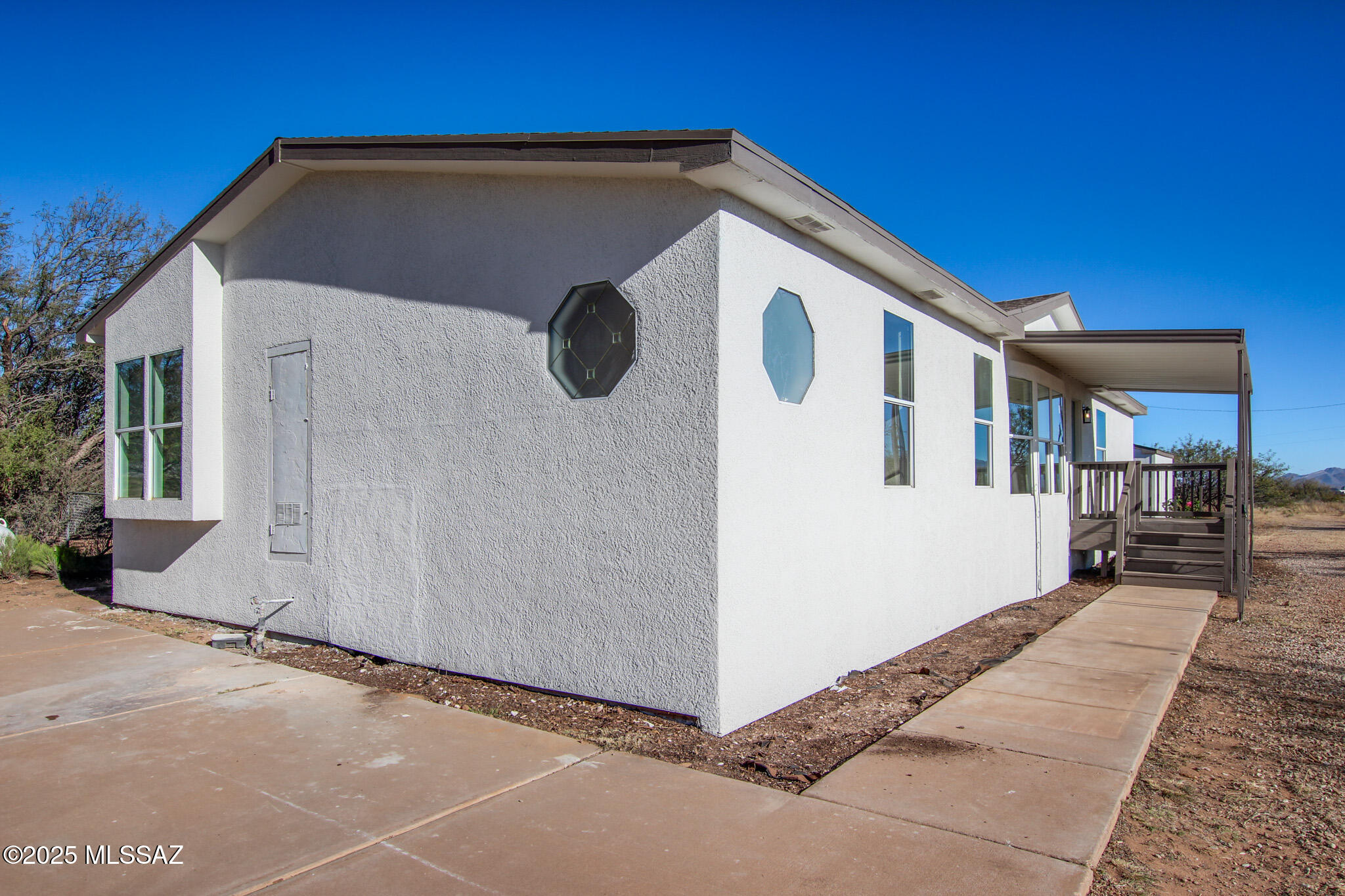 8777 E Ellsworth Lane