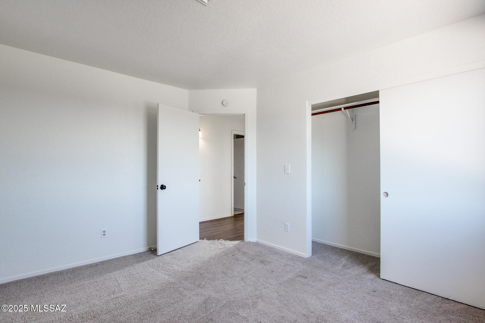 8157 N Streamside Avenue