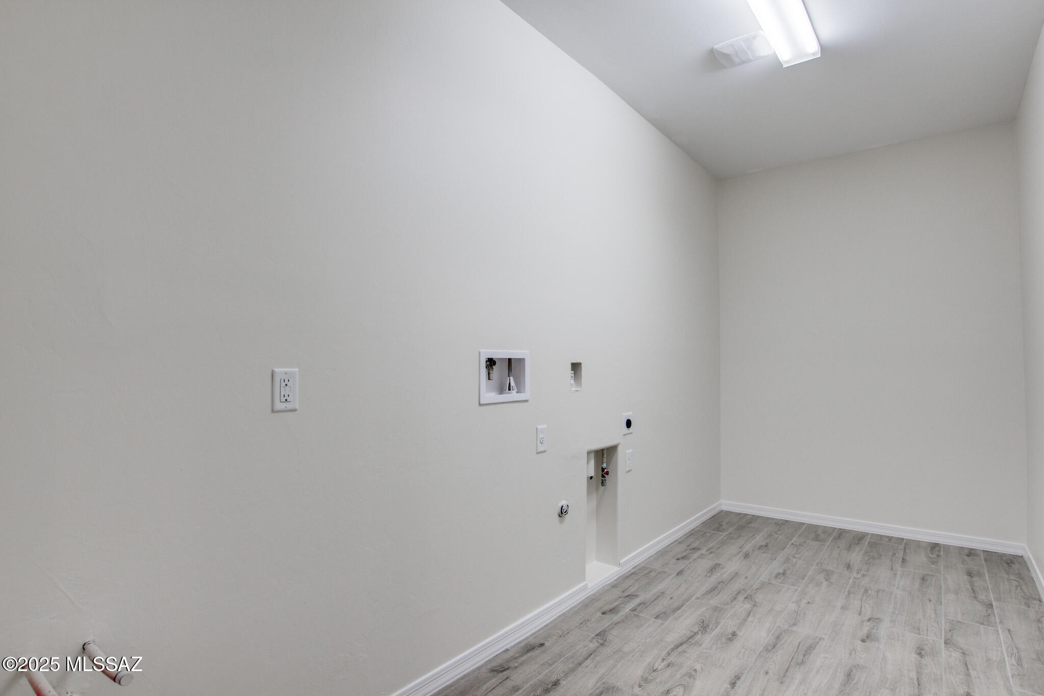 13465 E Joseph Mls Lane