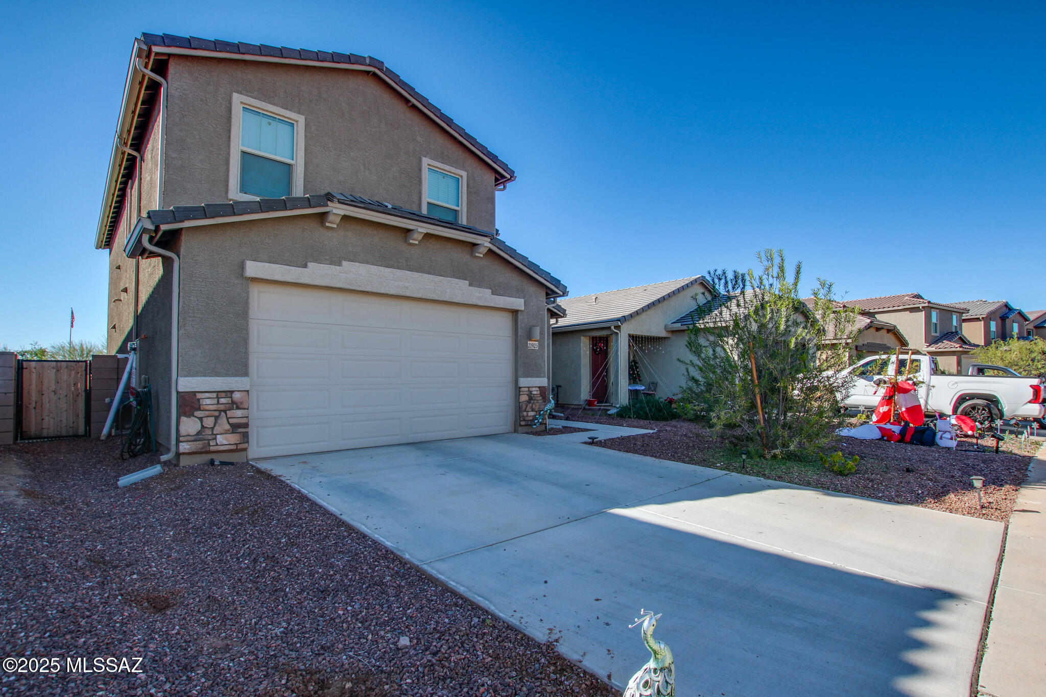 21925 E Thunderhead Drive