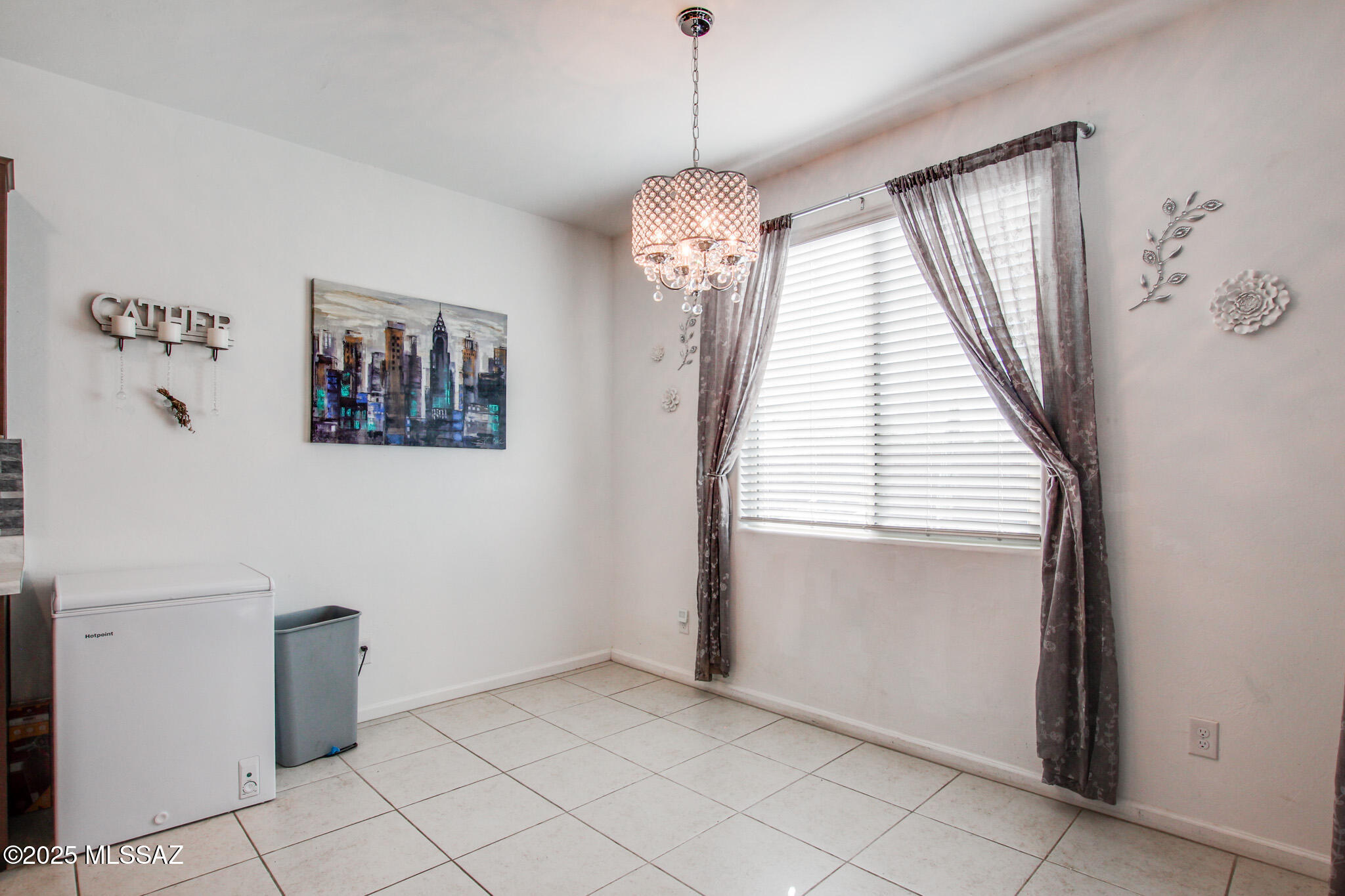 21925 E Thunderhead Drive