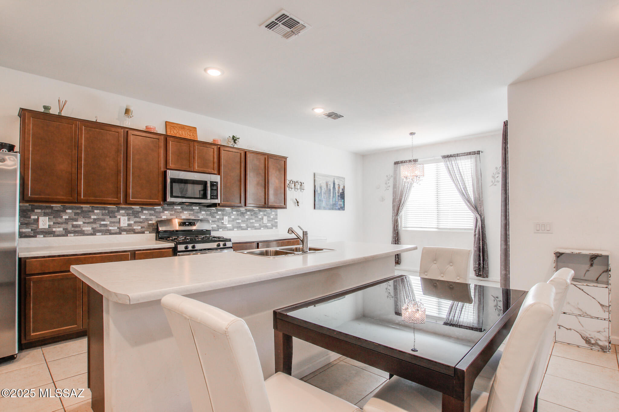 21925 E Thunderhead Drive